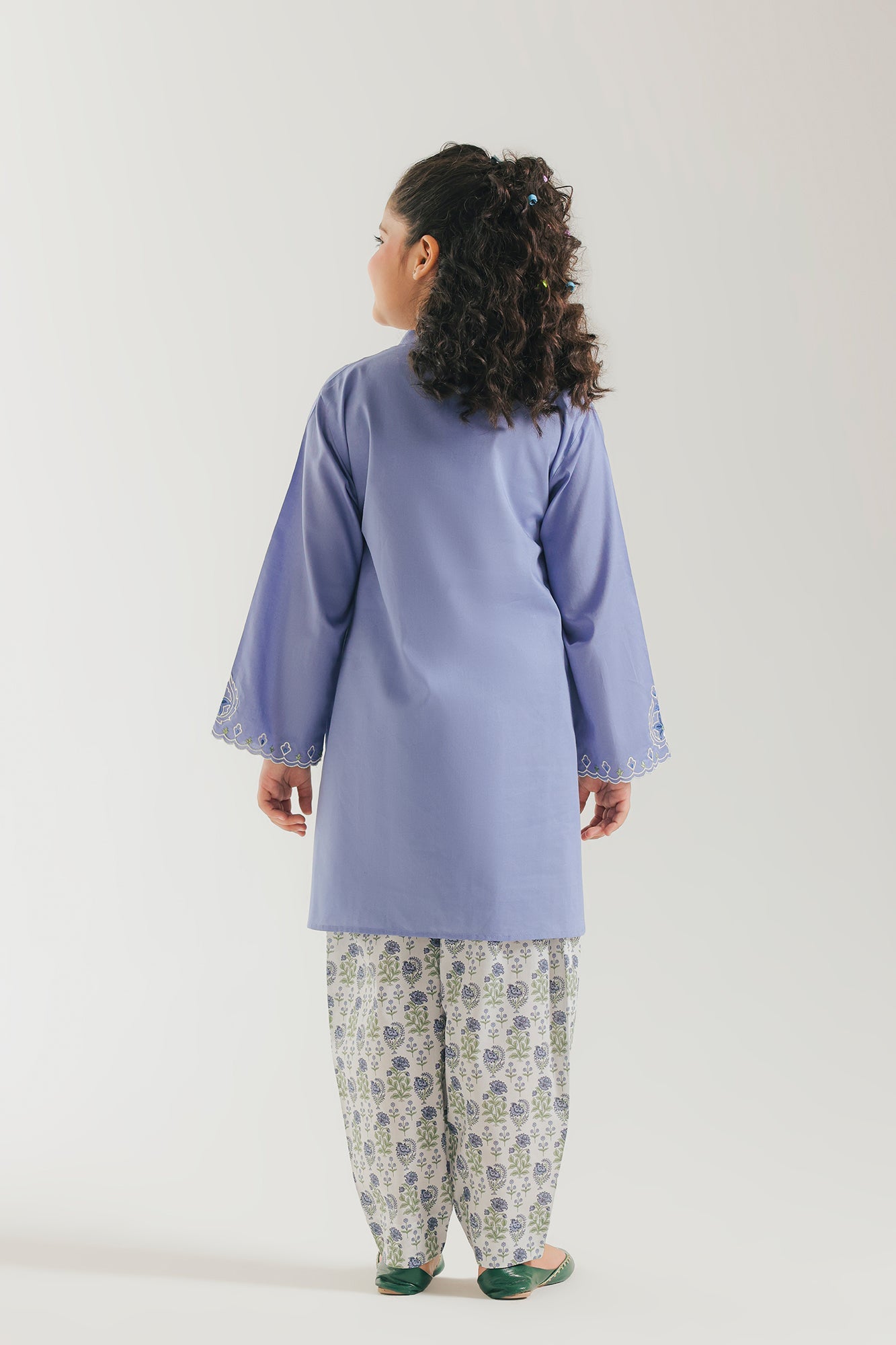 EMBROIDERED SUIT (E1624/402/630 E1624/302/630)