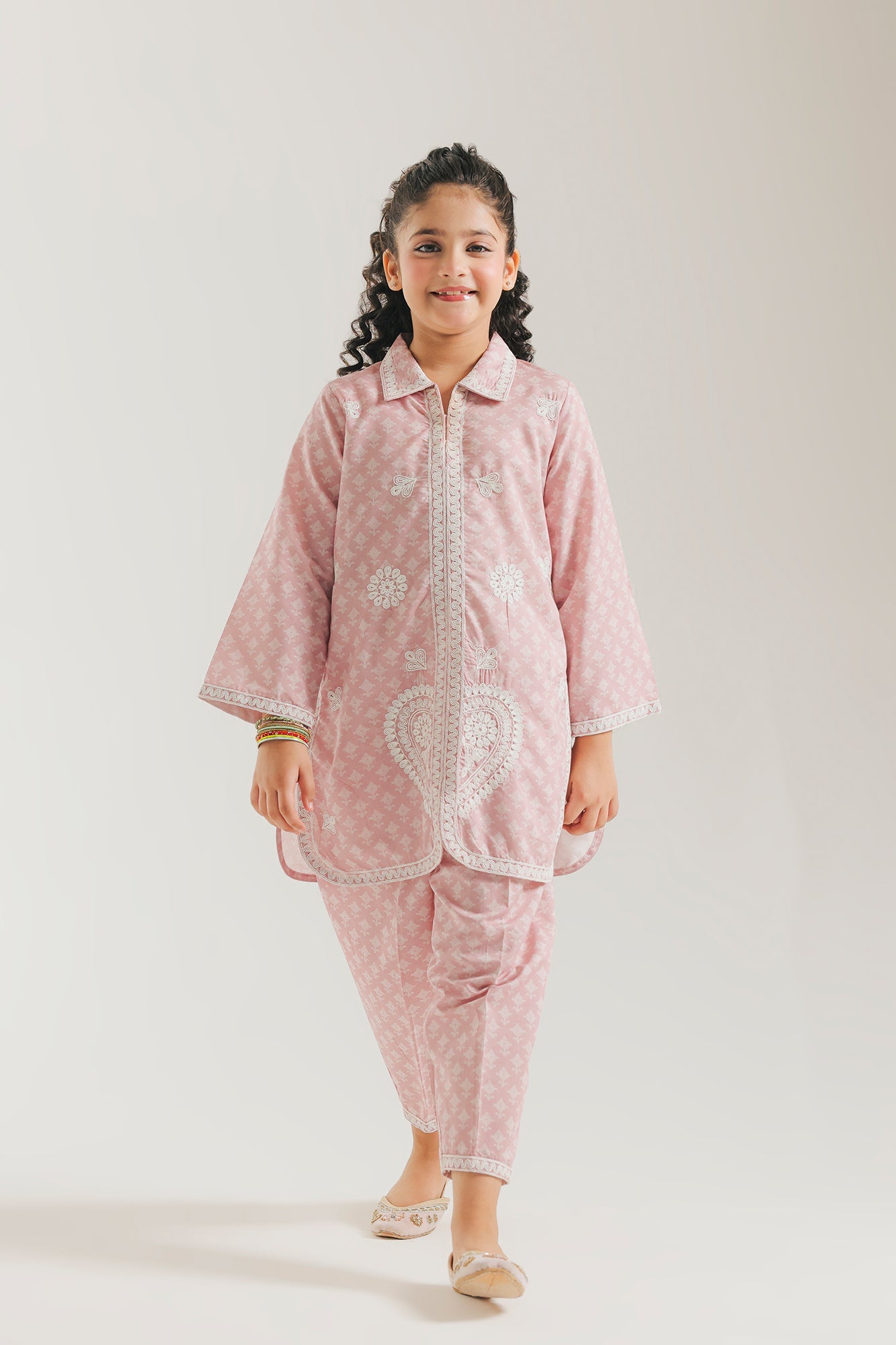 EMBROIDERED SUIT (E1637/402/529 E1637/302/529)