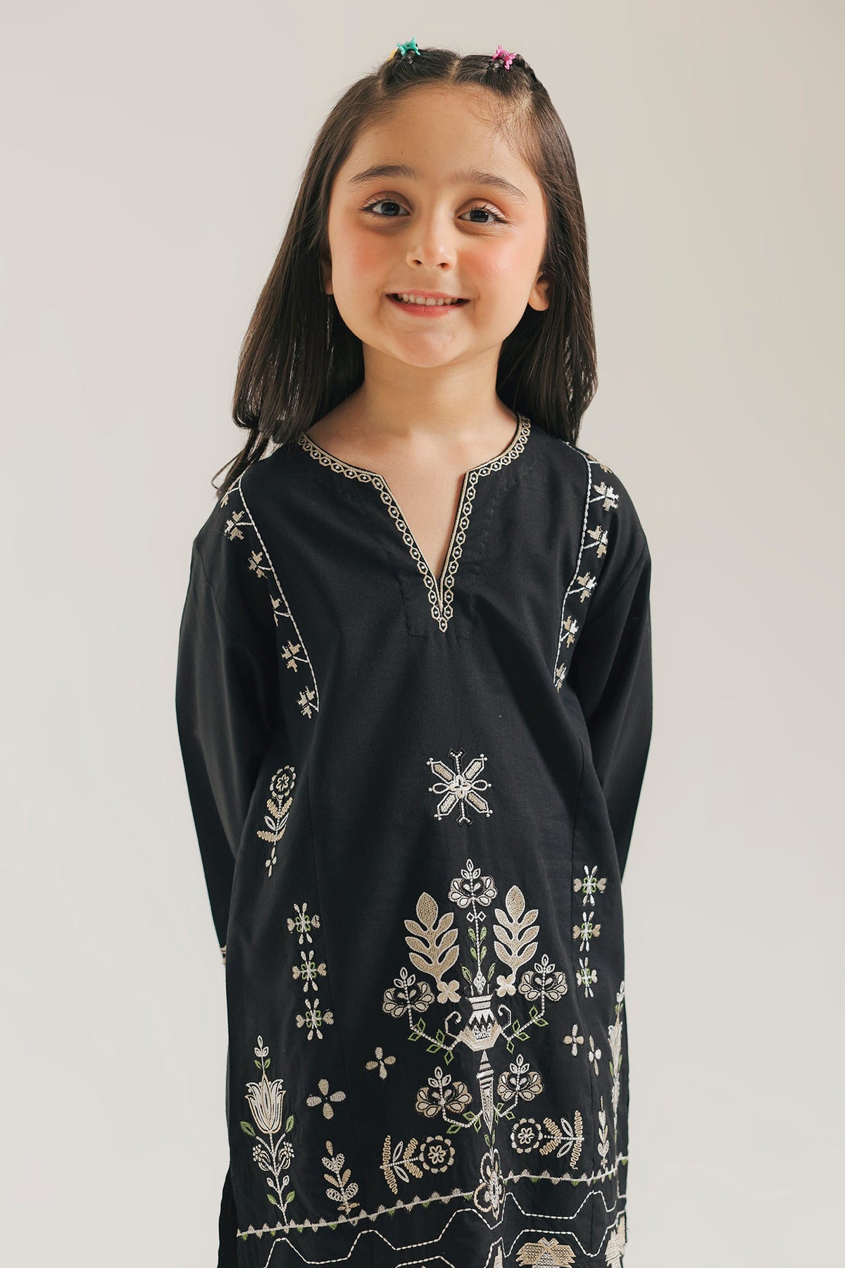 EMBROIDERED SUIT (E1638/402/901 E1638/302/901)