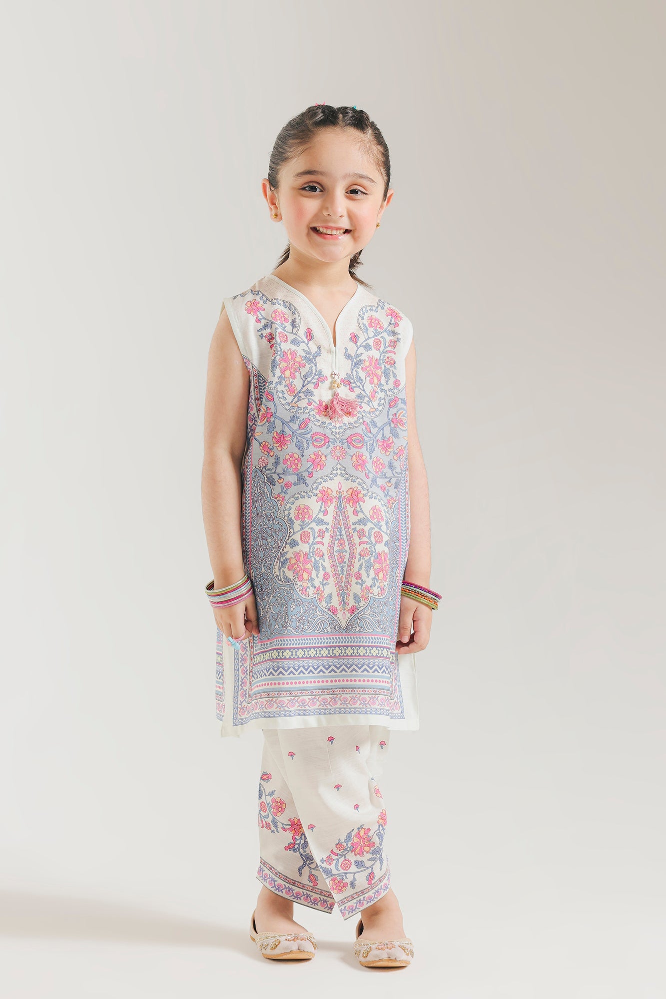 EMBROIDERED SUIT (E1667/402/002 E1667/302/002)