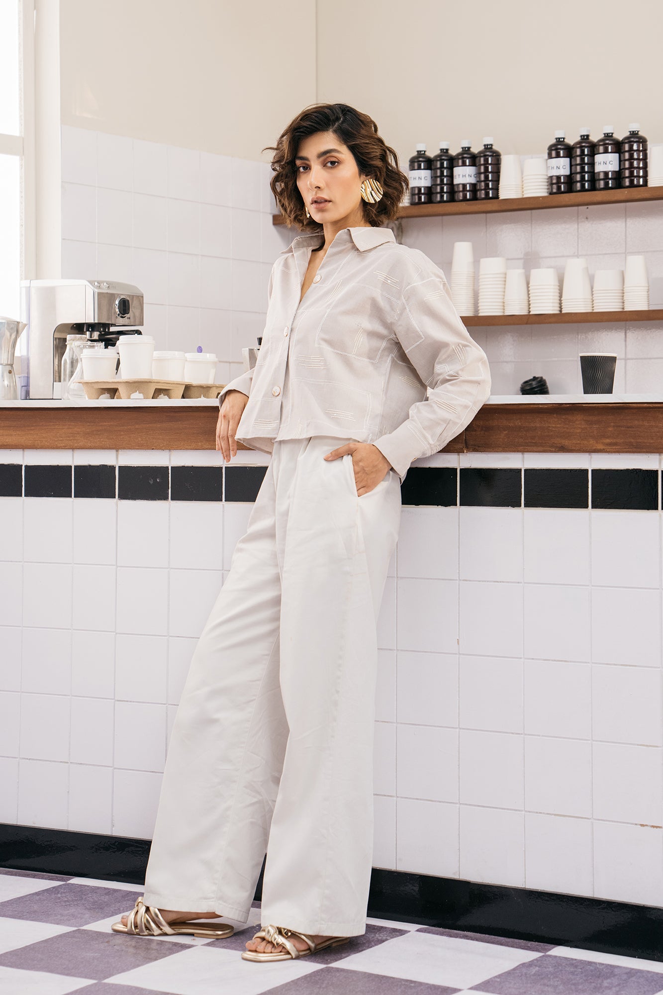 https://cdn.shopify.com/s/files/1/2290/7917/files/E1696-108-112_2.jpg?v=1738306393