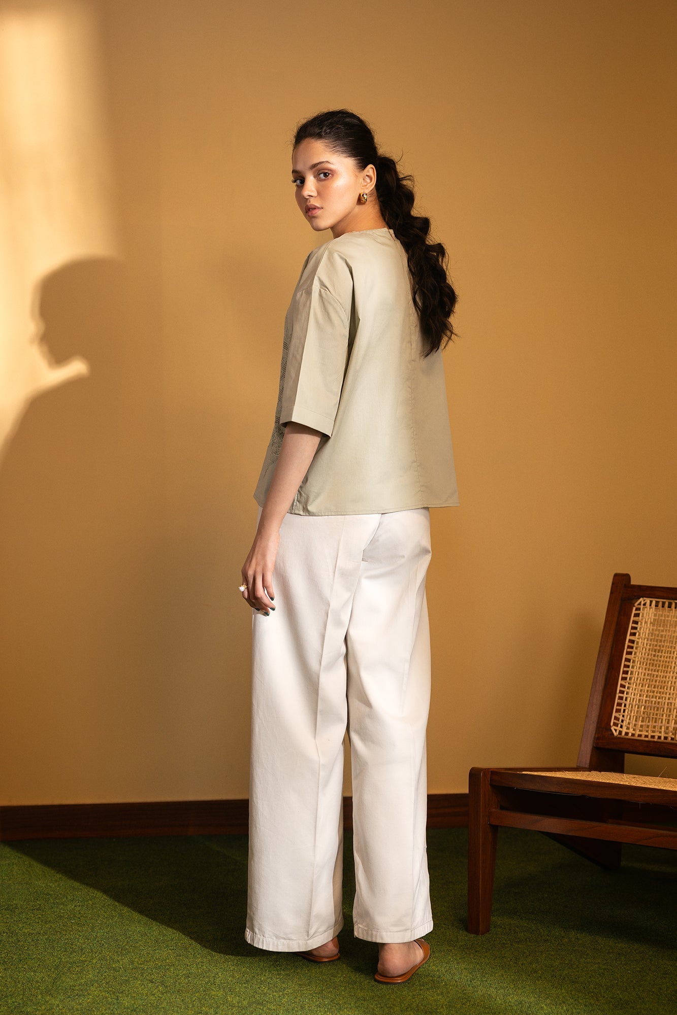 FLORA LINEN SHAWL COLLECTION