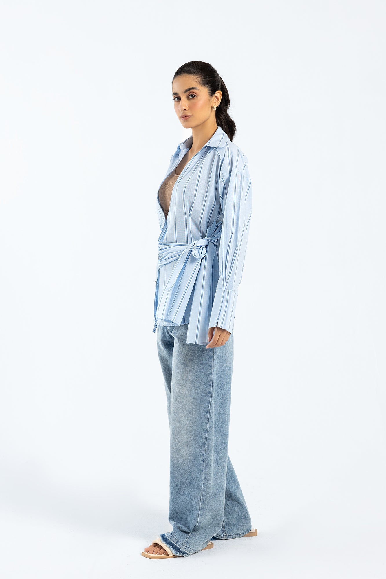 https://cdn.shopify.com/s/files/1/2290/7917/files/E1701-108-616_2.jpg?v=1738306091