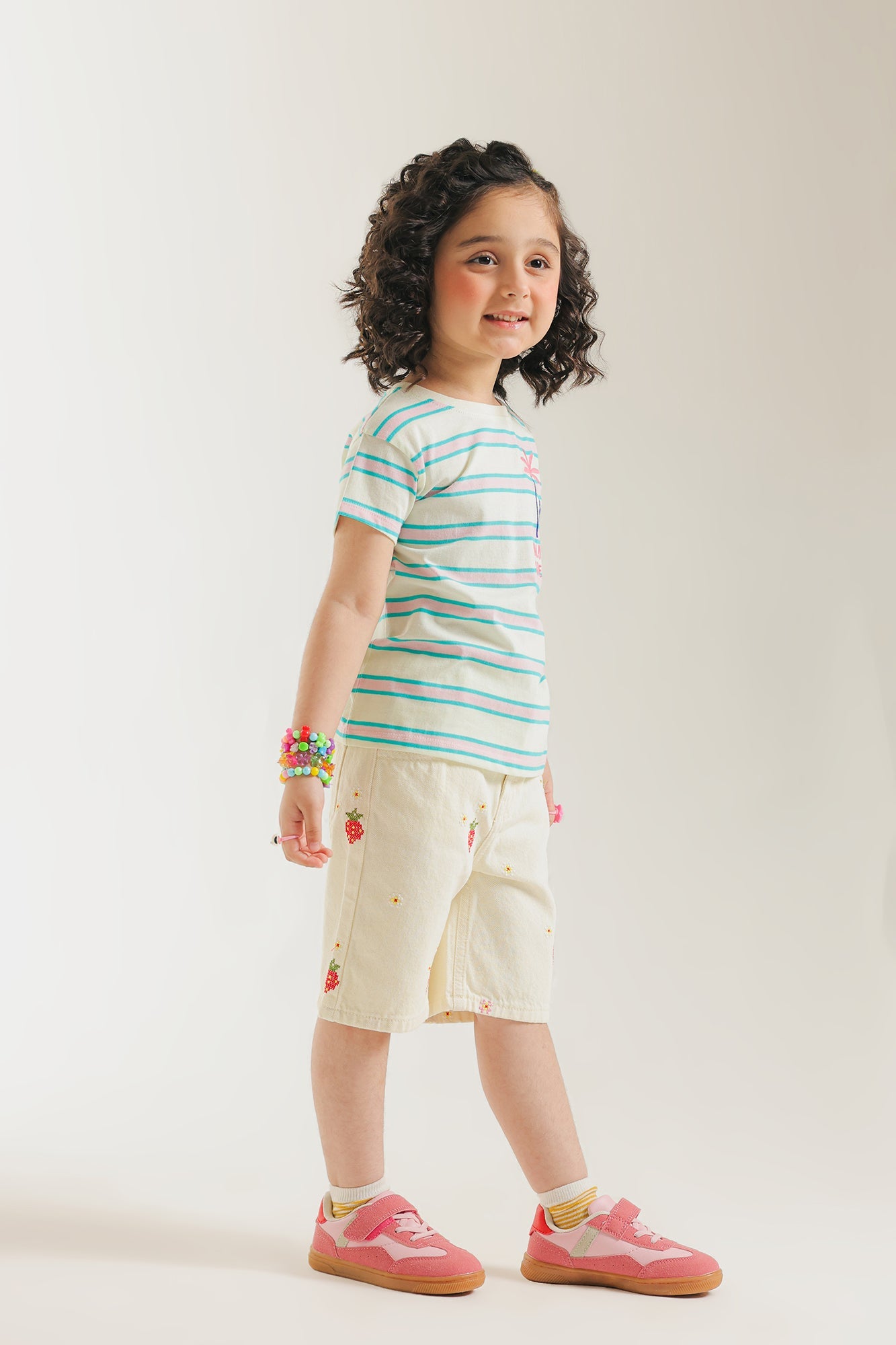 SHORTS (E1732/301/115)