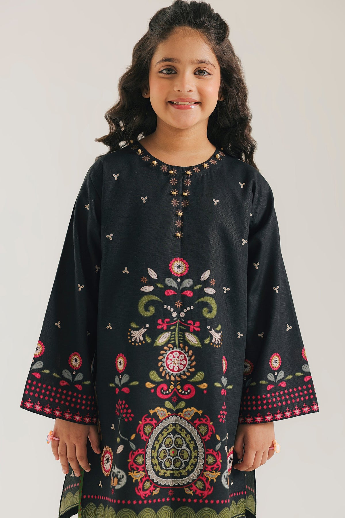 EMBROIDERED SUIT (E1808-402-902 E1808-302-902)