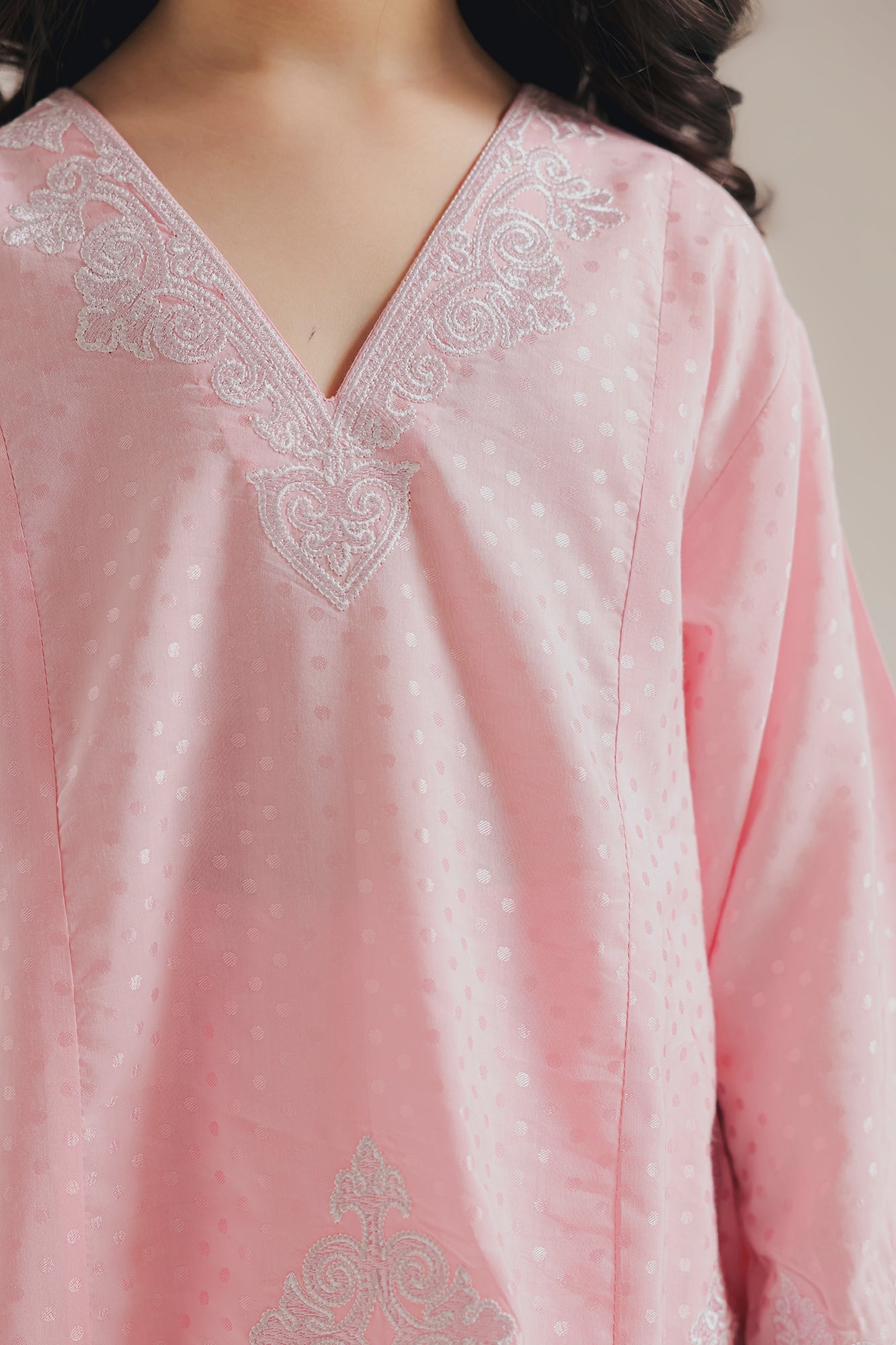 EMBROIDERED SUIT (E1820-402-529 E1820-302-529)