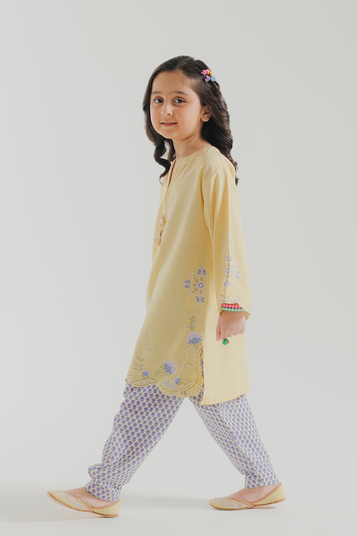 EMBROIDERED SUIT (E1824-402-115 E1824-302-115)