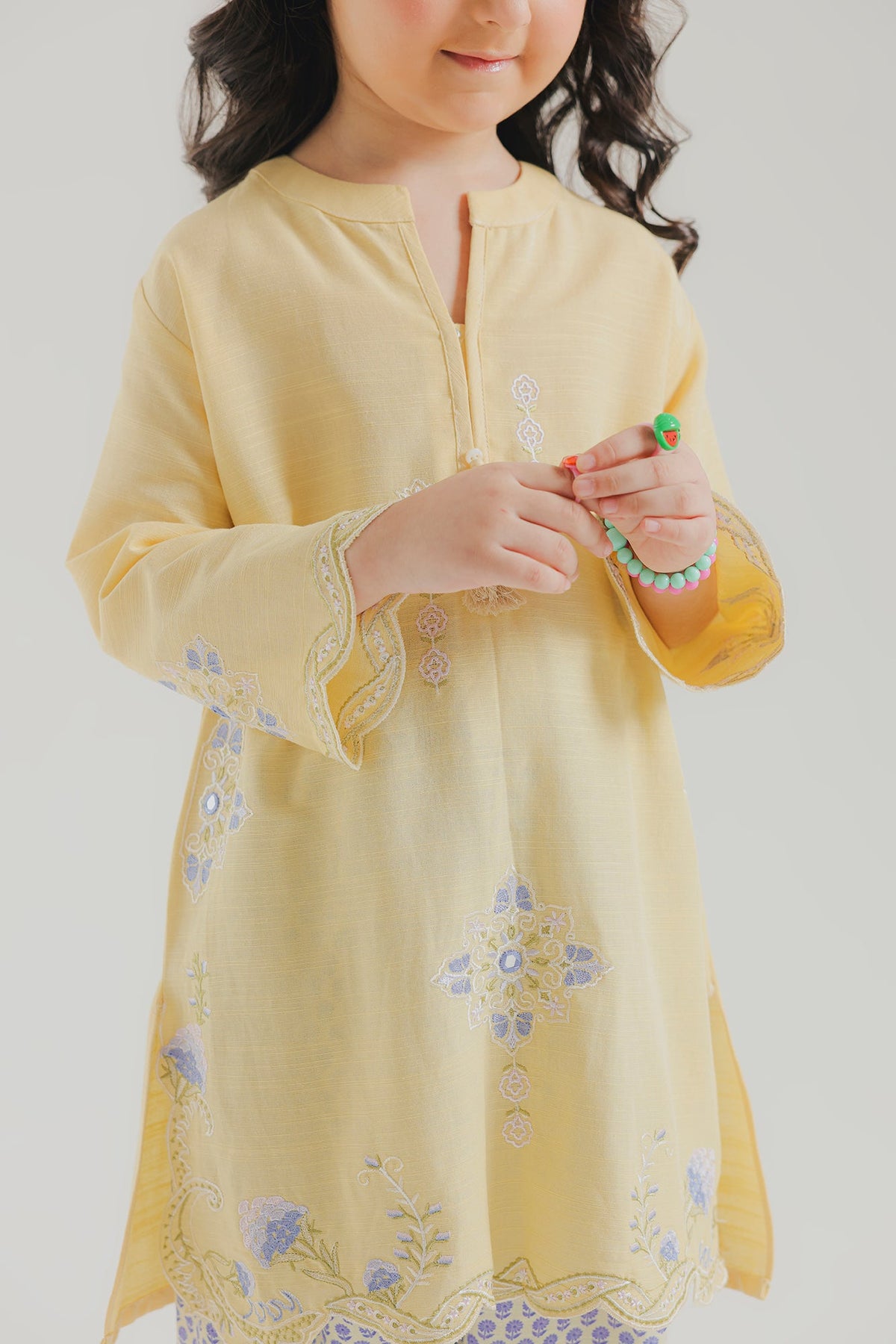 EMBROIDERED SUIT (E1824-402-115 E1824-302-115)