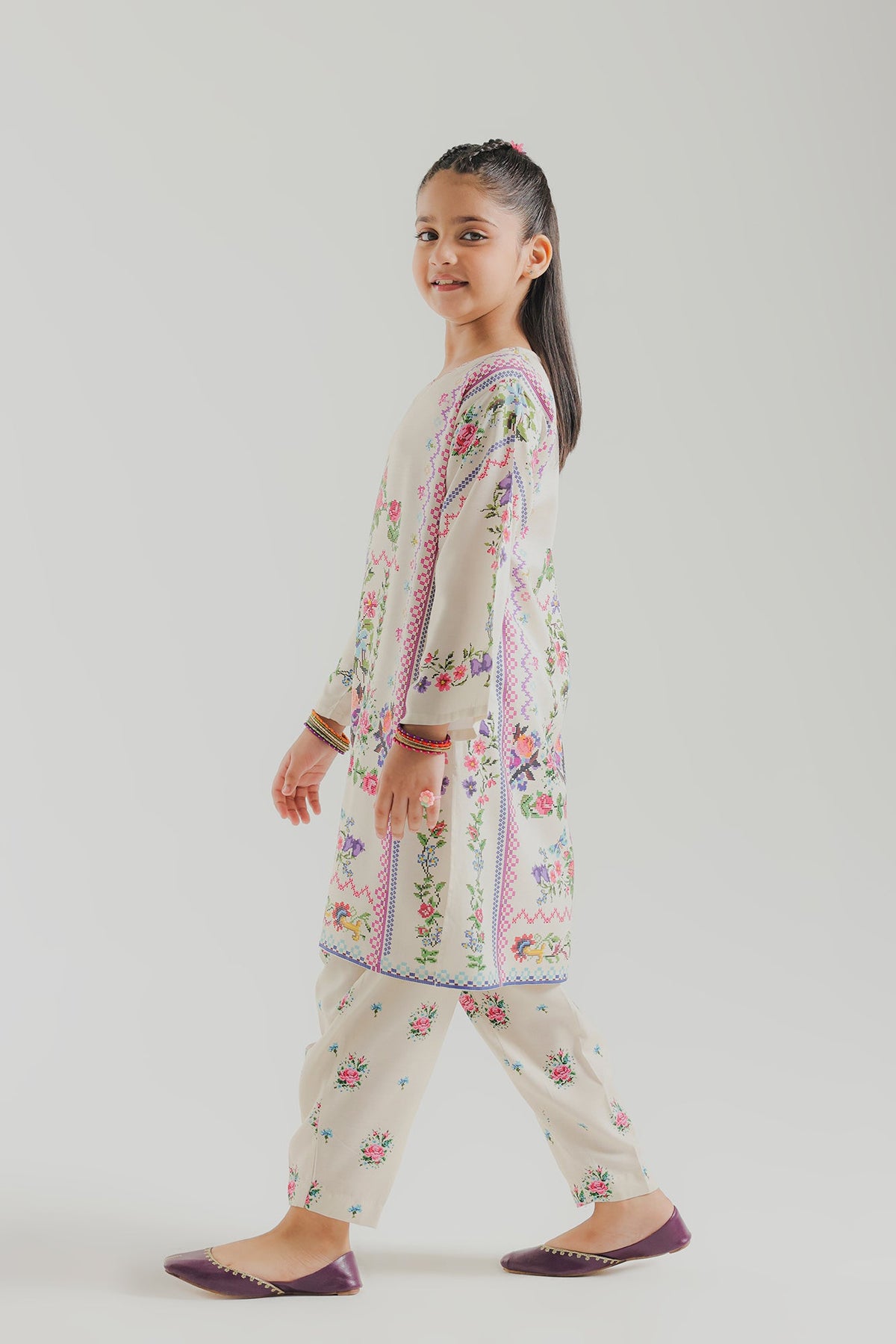 EMBROIDERED SUIT (E1829-402-003 E1829-302-003)