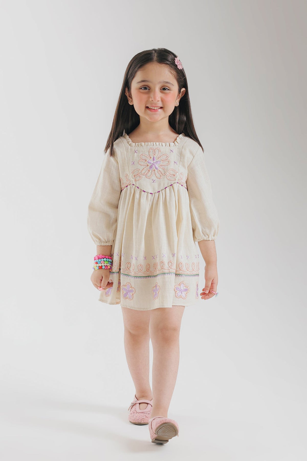 DRESS (E1830/301/002)