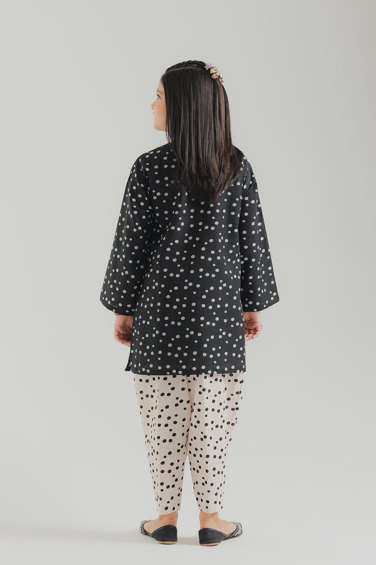 EMBROIDERED SUIT (E1838-402-902 E1838-302-902)