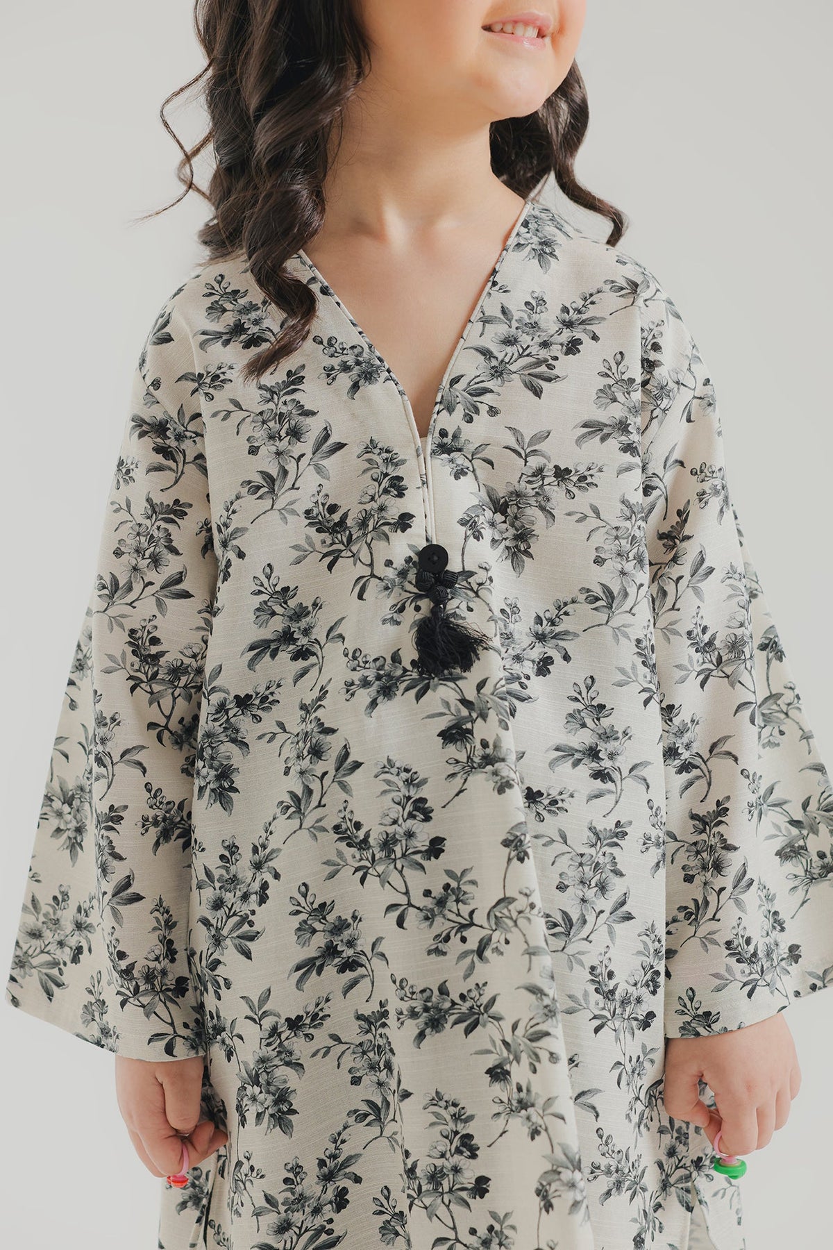 EMBROIDERED SUIT (E1839-402-001 E1839-302-001)
