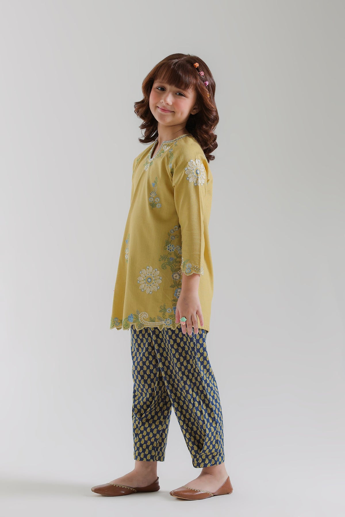 EMBROIDERED SUIT (E1854-402-114 E1854-302-114)