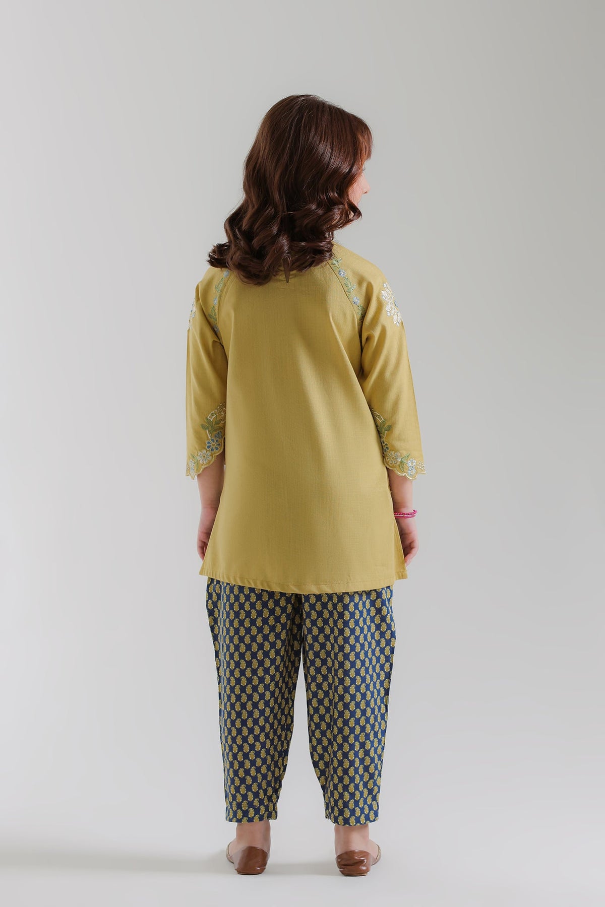 EMBROIDERED SUIT (E1854-402-114 E1854-302-114)