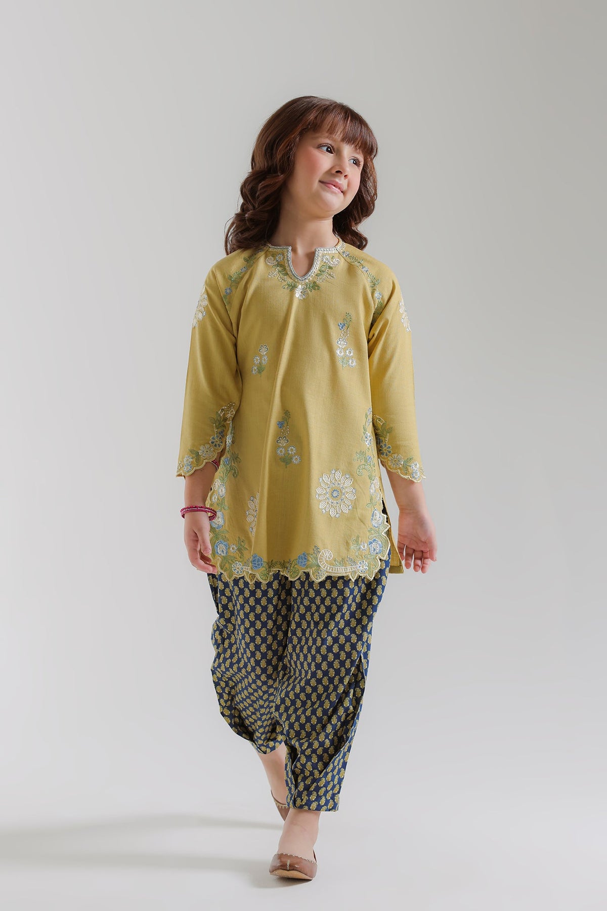 EMBROIDERED SUIT (E1854-402-114 E1854-302-114)