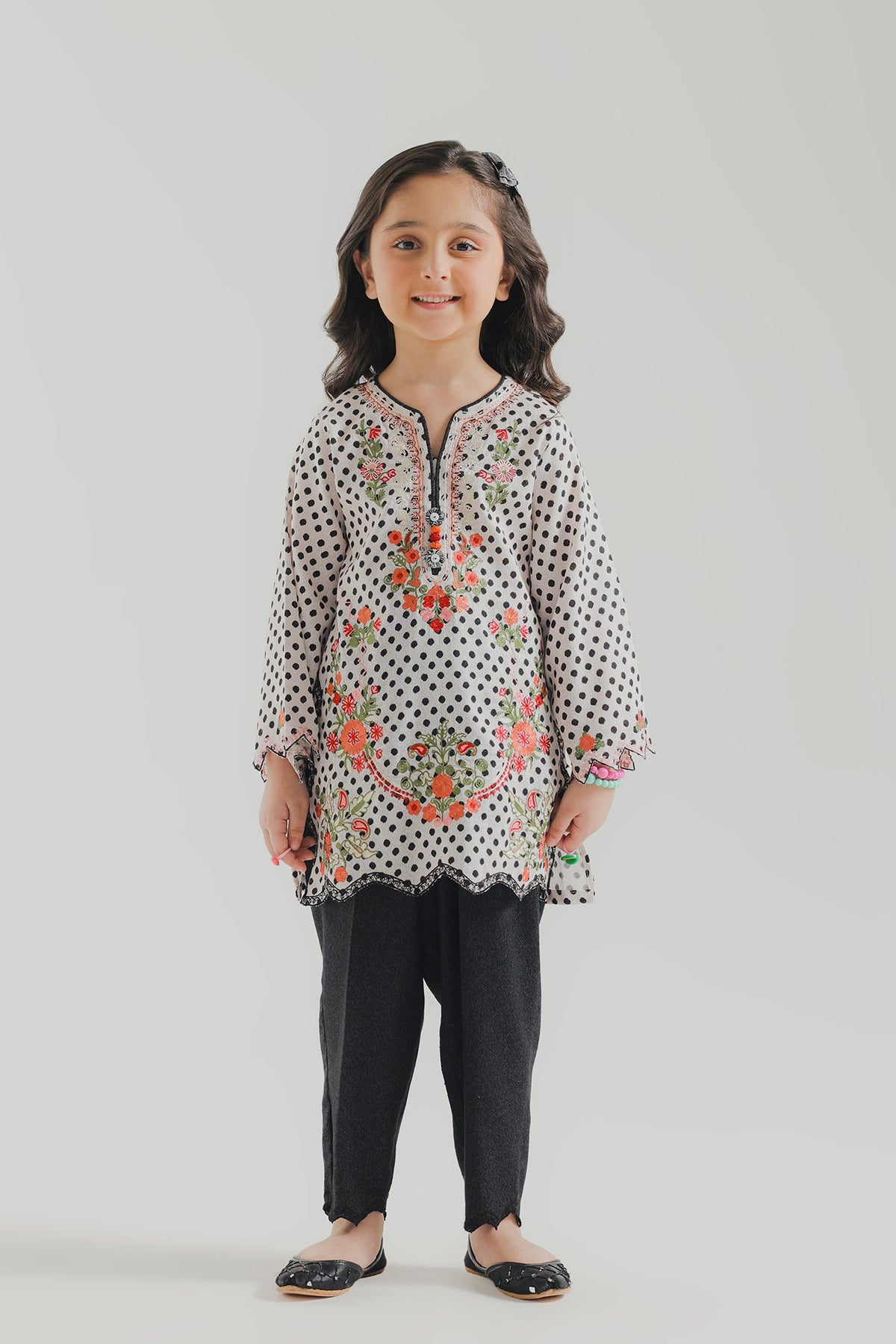 EMBROIDERED SUIT (E1857-402-902 E1857-302-902)