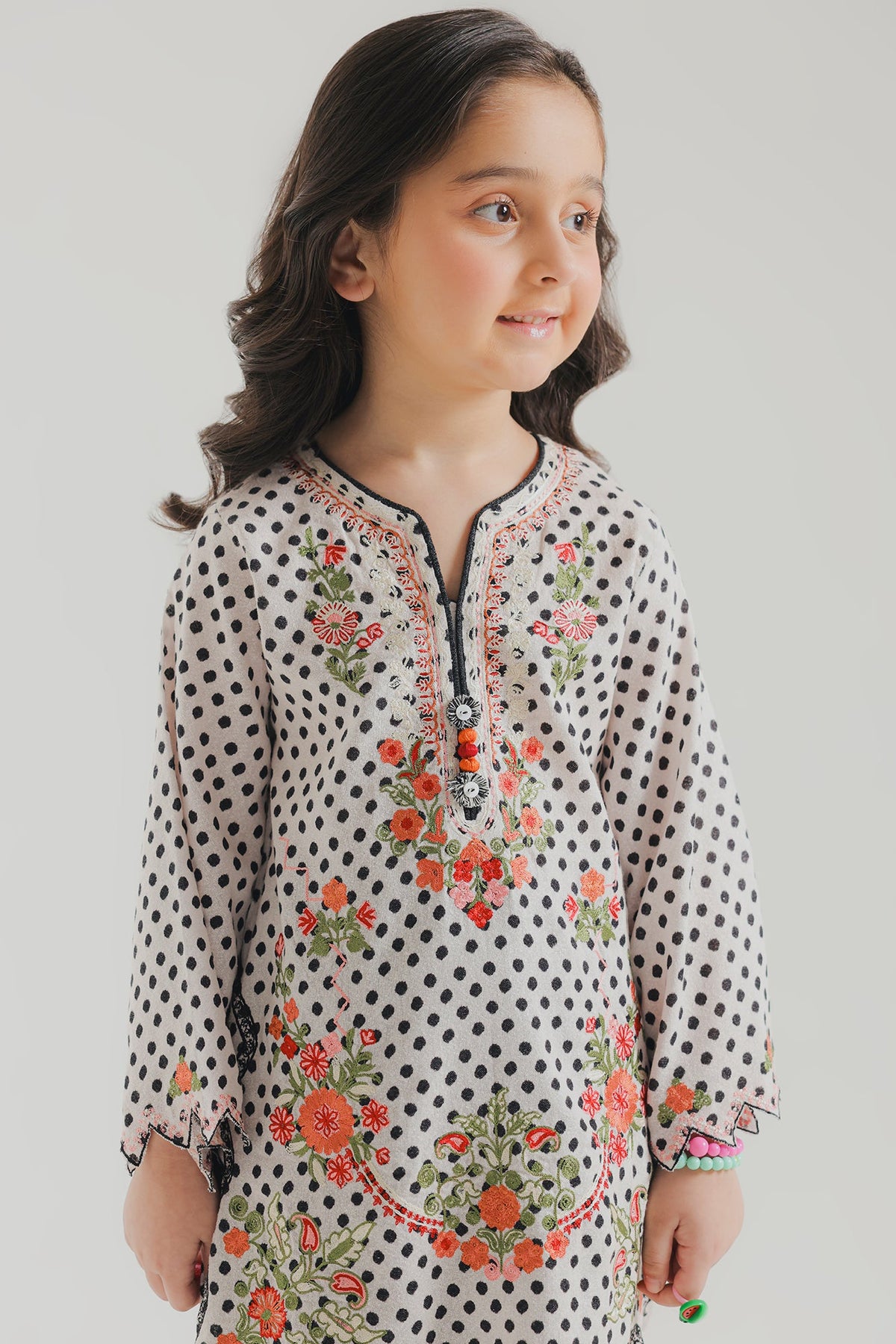 EMBROIDERED SUIT (E1857-402-902 E1857-302-902)