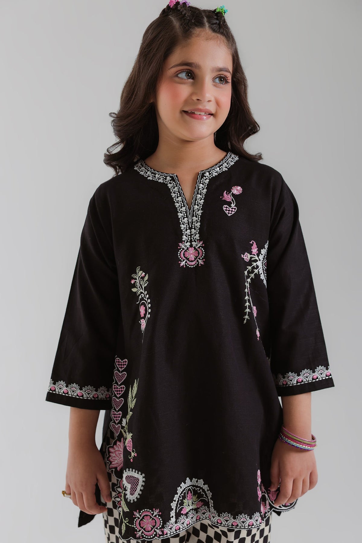 EMBROIDERED SUIT (E1860-402-902 E1860-302-902)