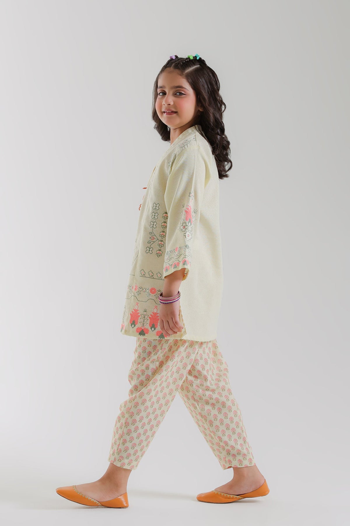 EMBROIDERED SUIT (E1899-402-003 E1899-302-003)