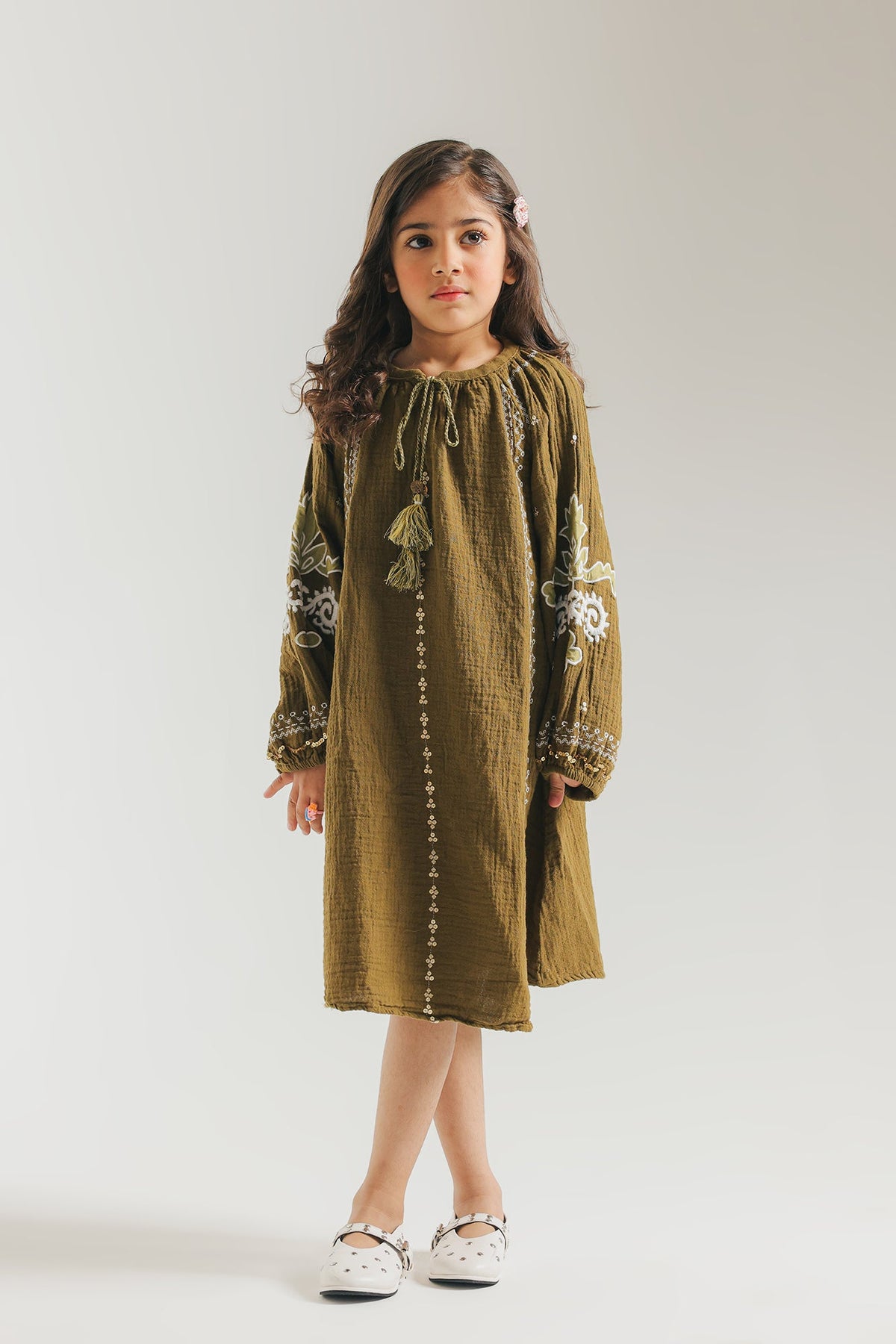 DRESS (E2001/401/113)