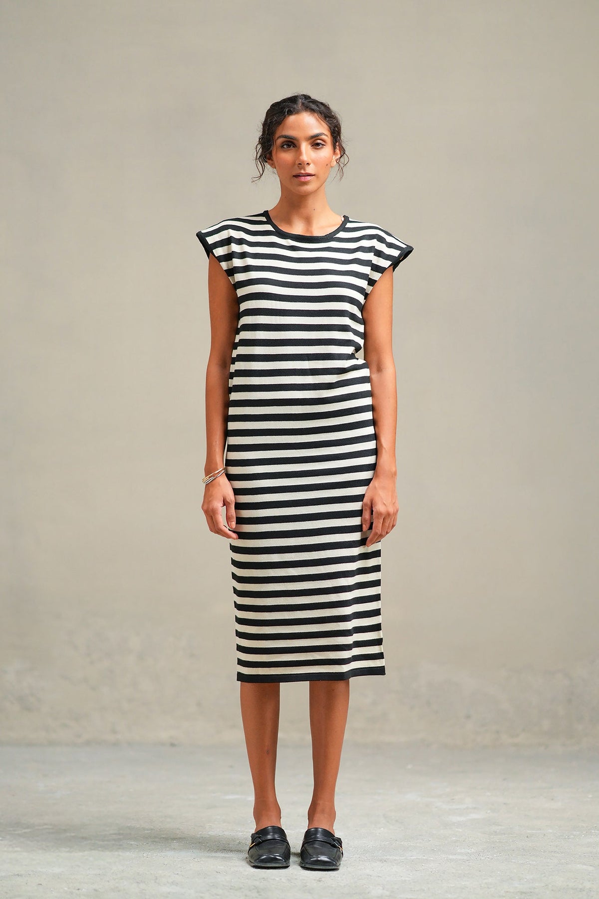 STRIPED DRESS (E2002/108/902)