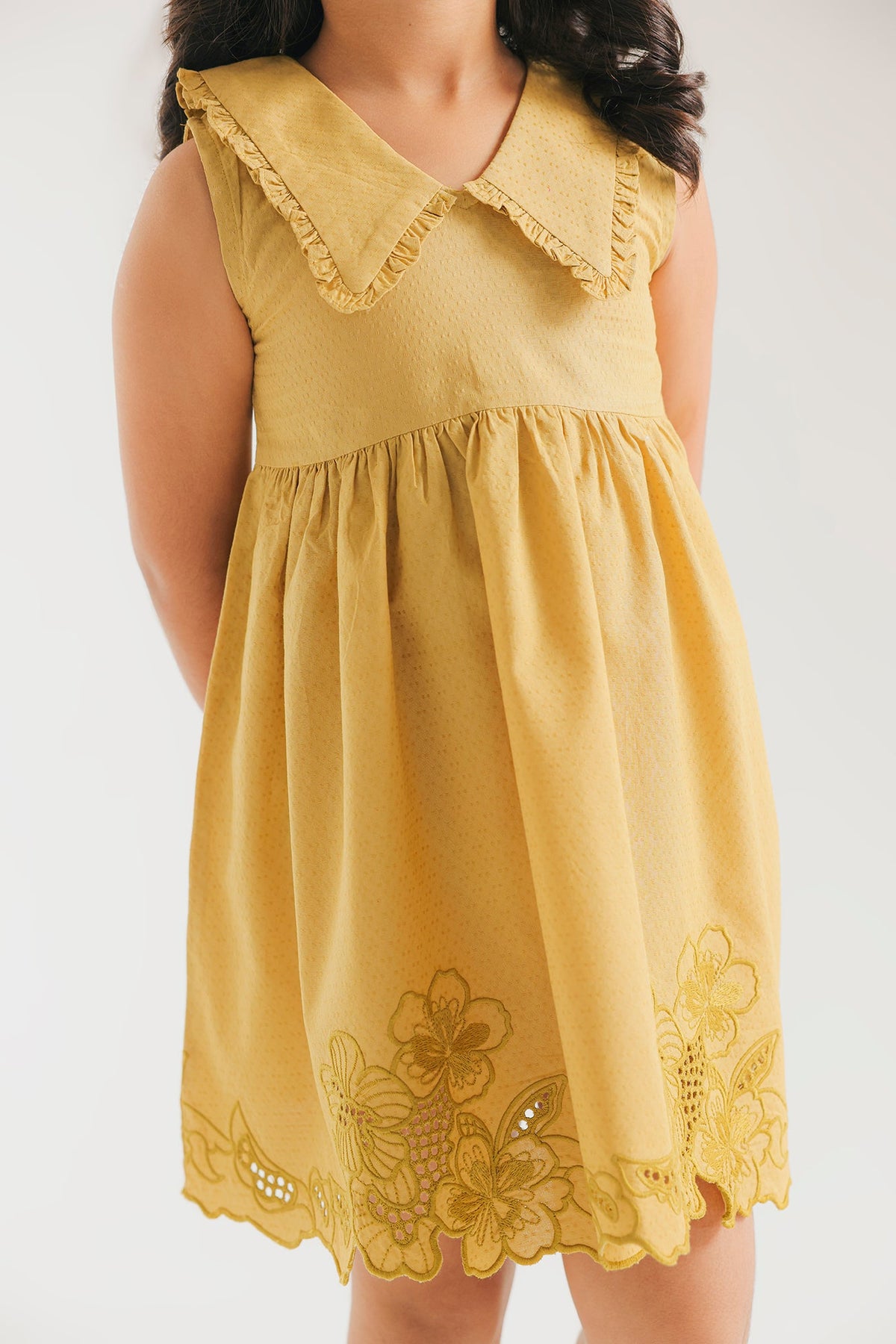 DRESS (E2085/301/220)