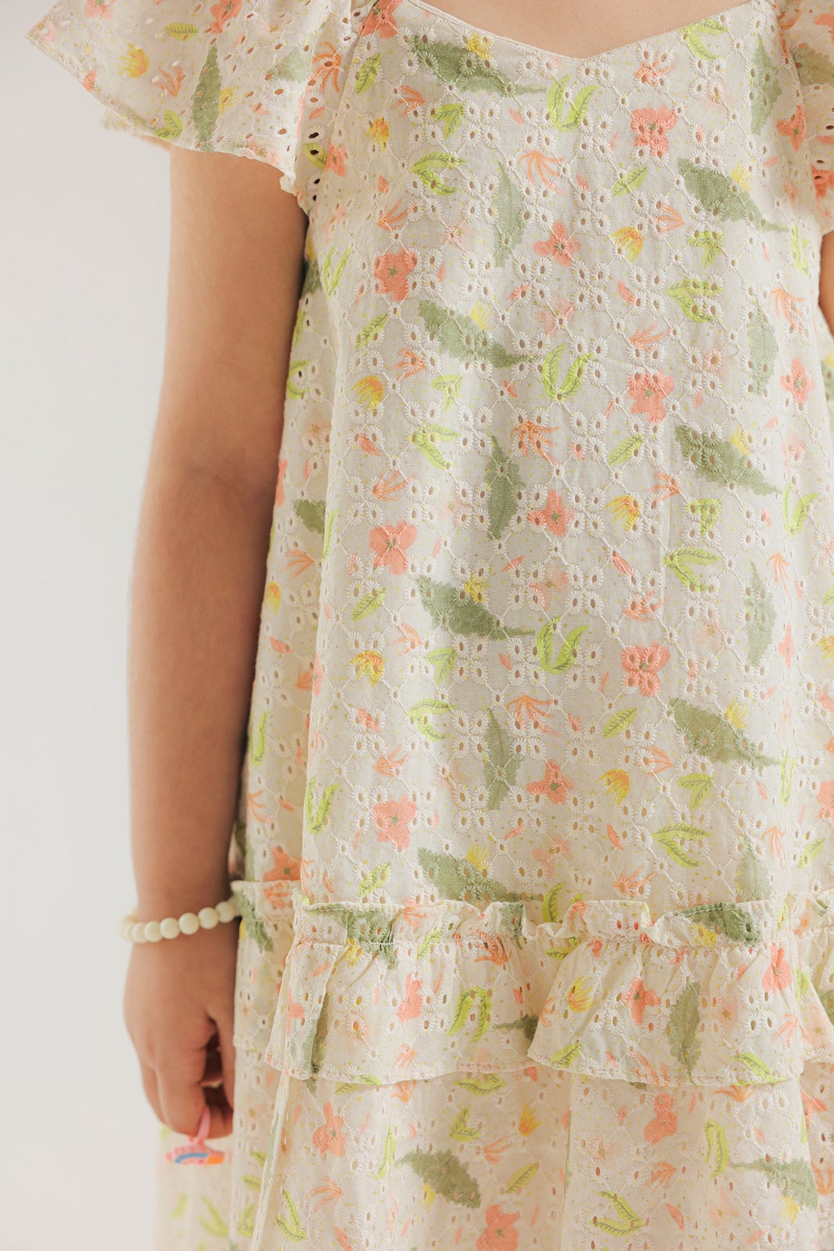 DRESS (E2035/301/002)
