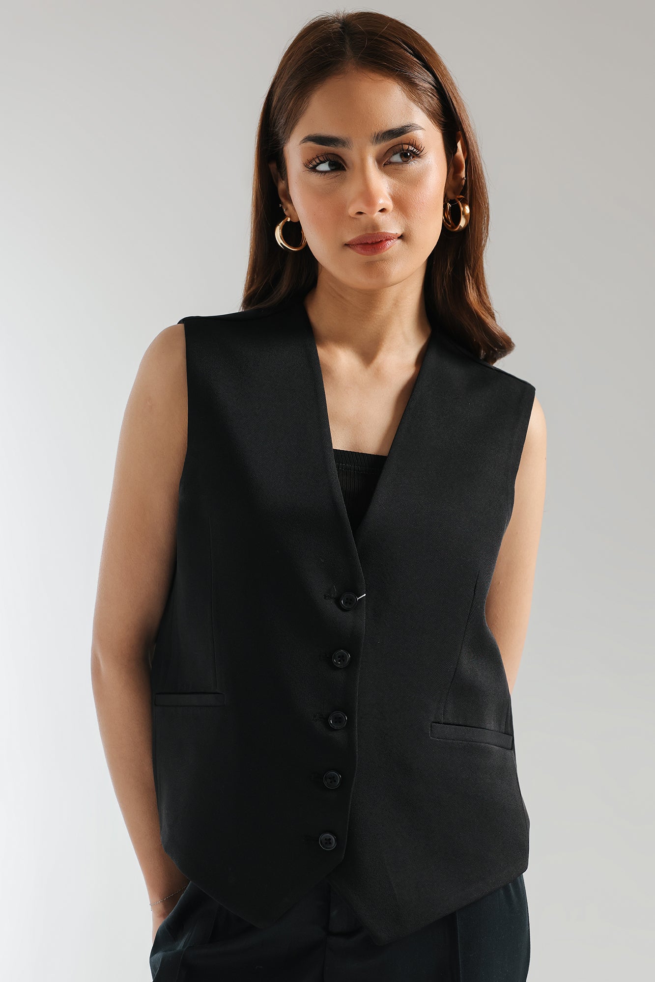 VEST (E2049/108/901)