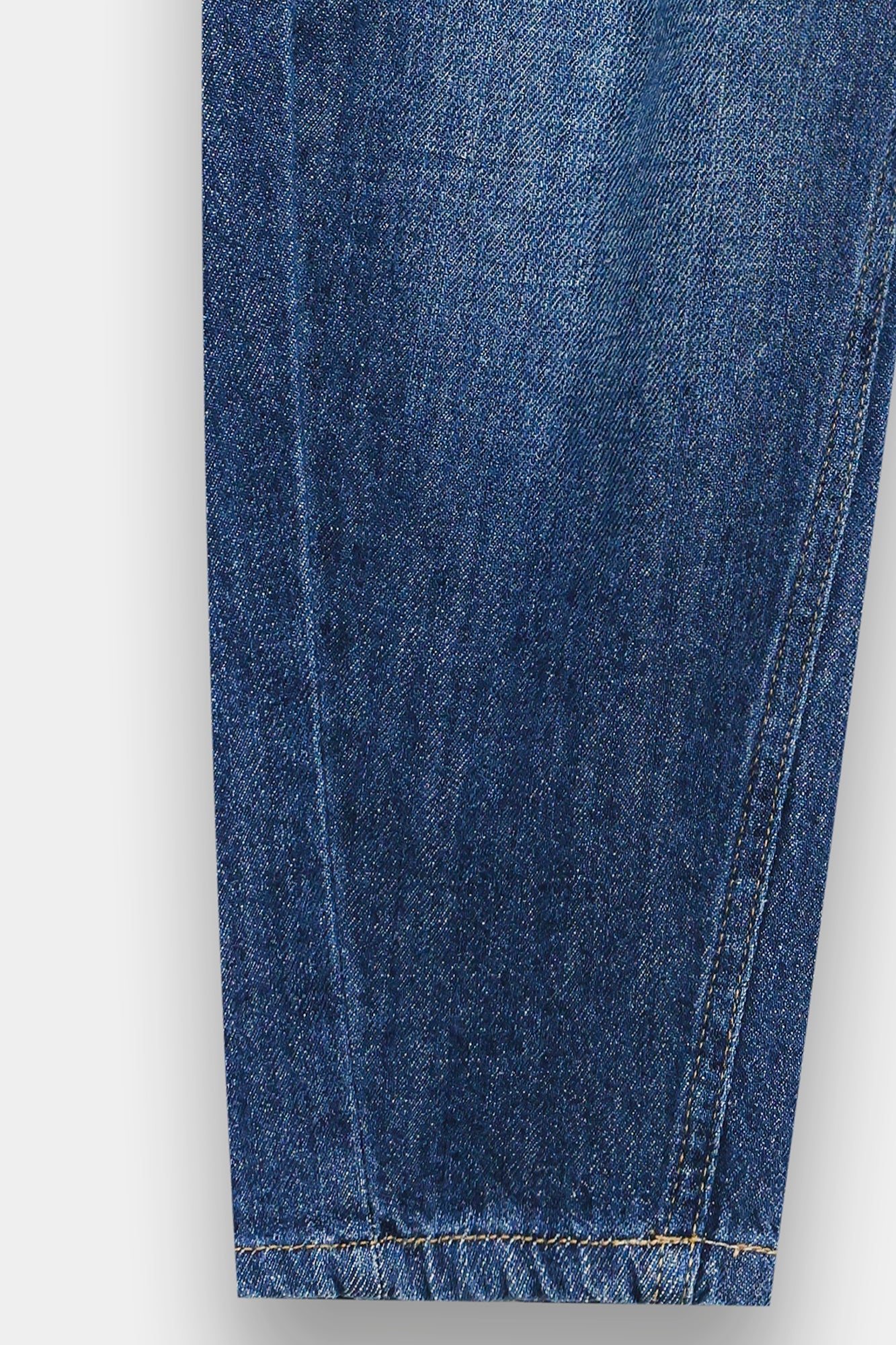 JEANS (E2051/401/622)
