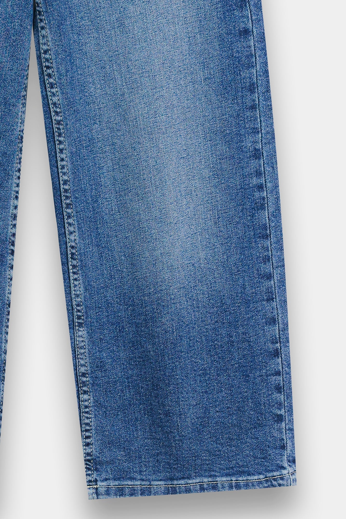 JEANS (E2055/401/618)
