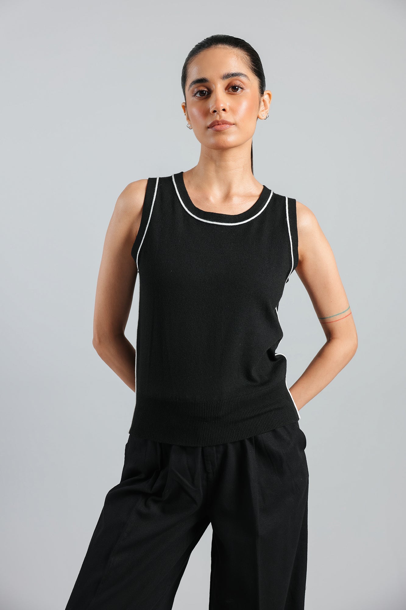 https://cdn.shopify.com/s/files/1/2290/7917/files/E2058-108-902_4.jpg?v=1738303022