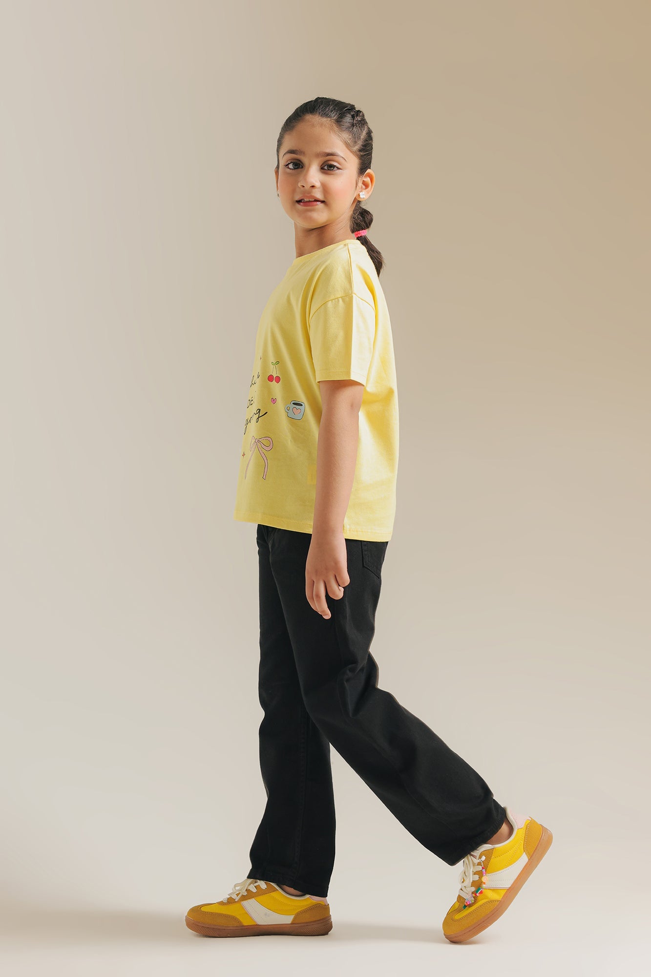 JEANS (E2067/401/901)