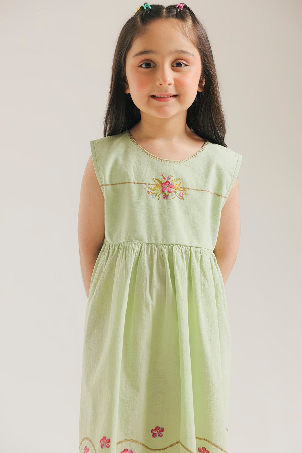 DRESS (E2132/301/715)