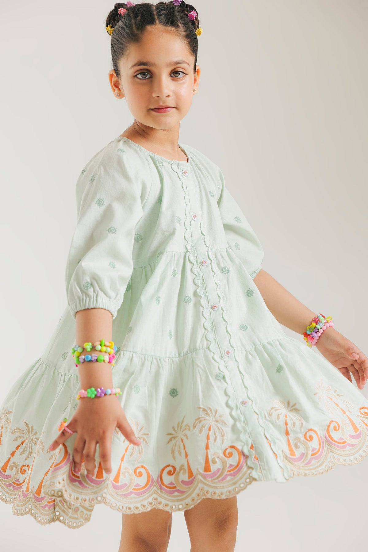 DRESS (E2144/301/127)