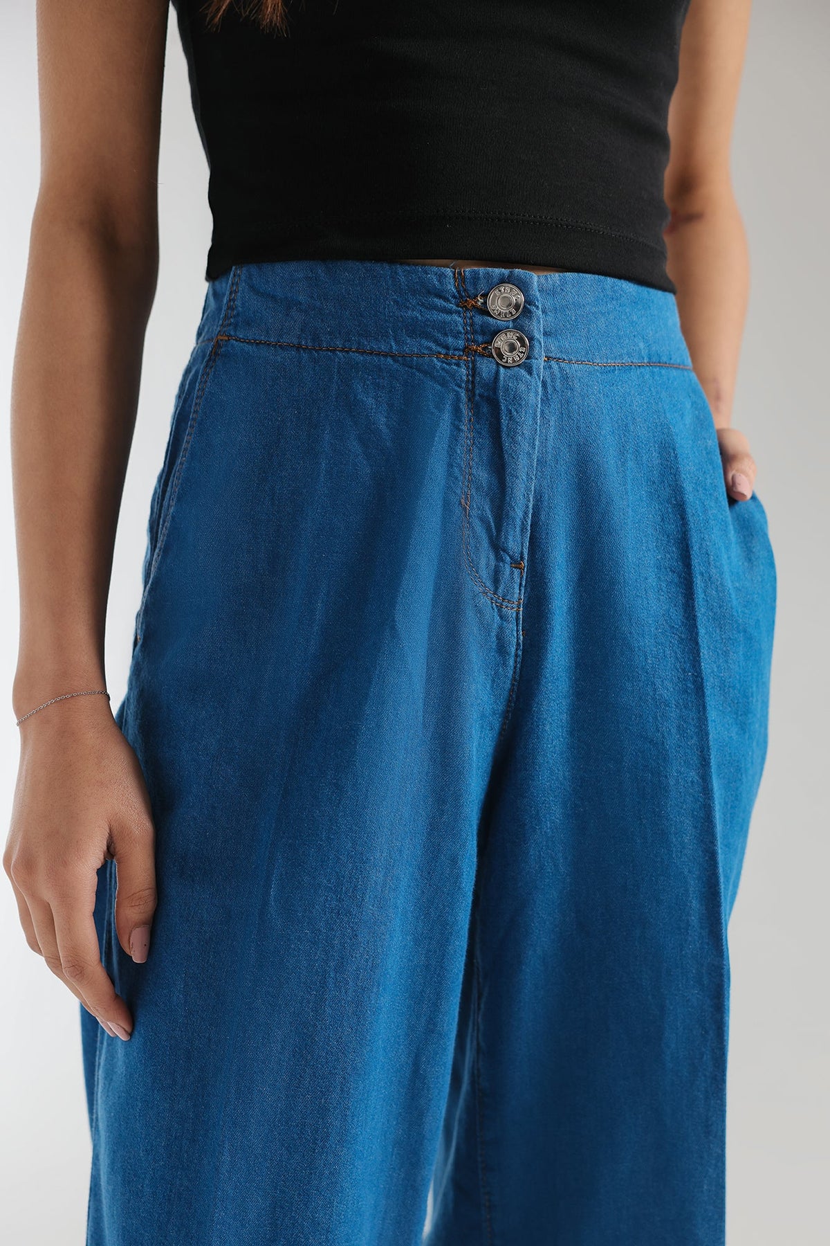 JEANS (E2312/108/618)