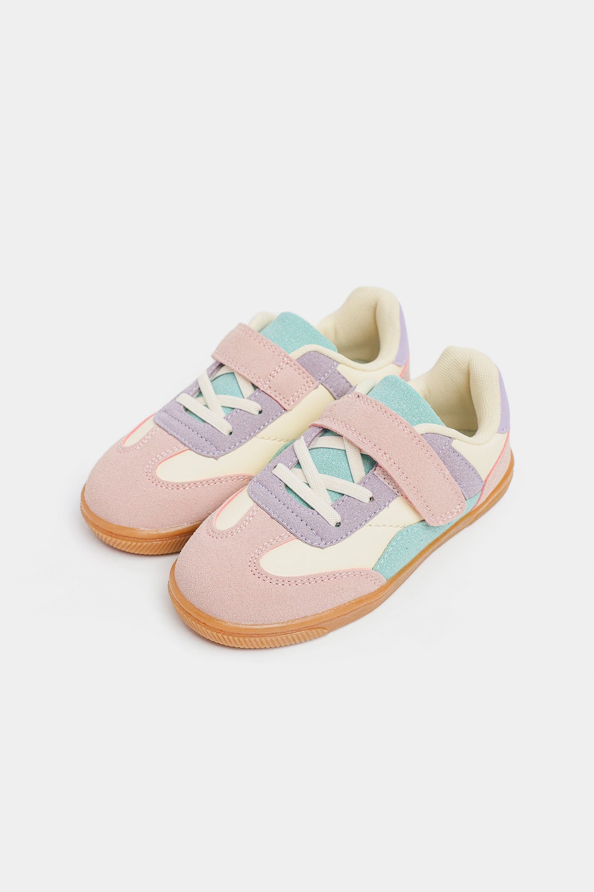 SNEAKERS (E2321/309/427)
