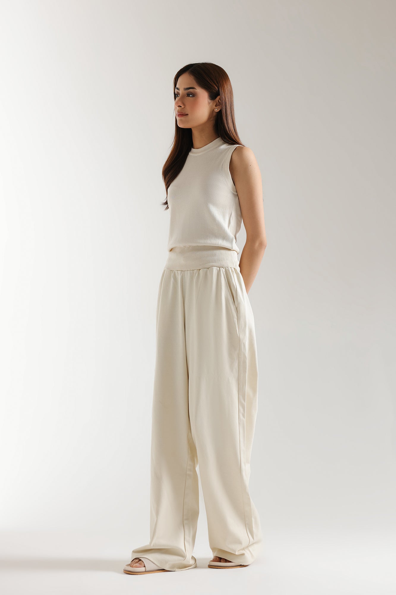 https://cdn.shopify.com/s/files/1/2290/7917/files/E2390-108-005_2.jpg?v=1742203287