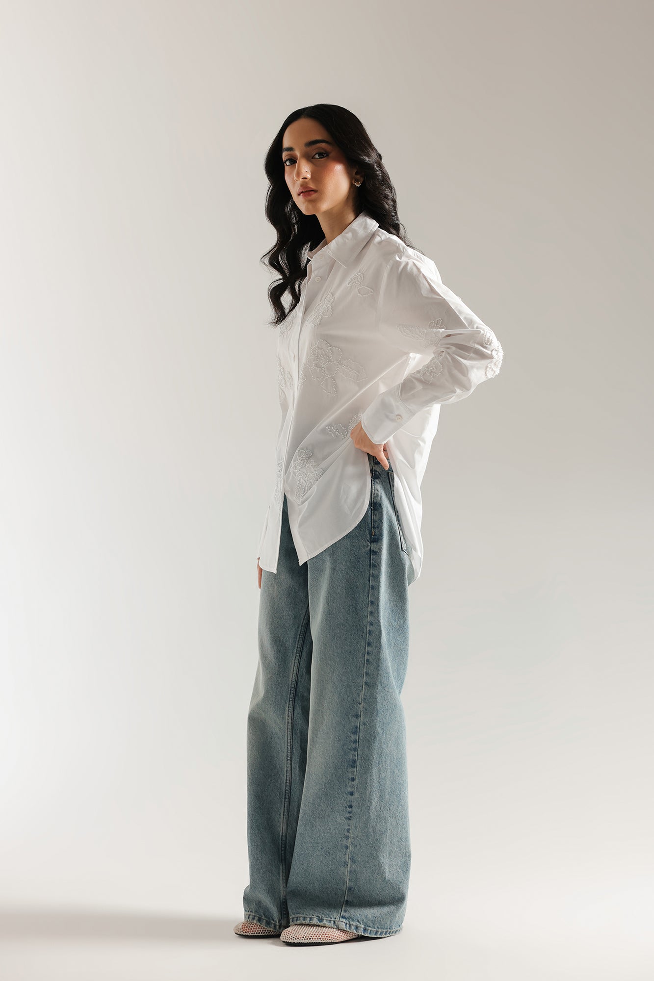 https://cdn.shopify.com/s/files/1/2290/7917/files/E2482-108-001_2_0d4f5451-73ef-4d69-9f6b-3c03af1a5ebd.jpg?v=1758011881