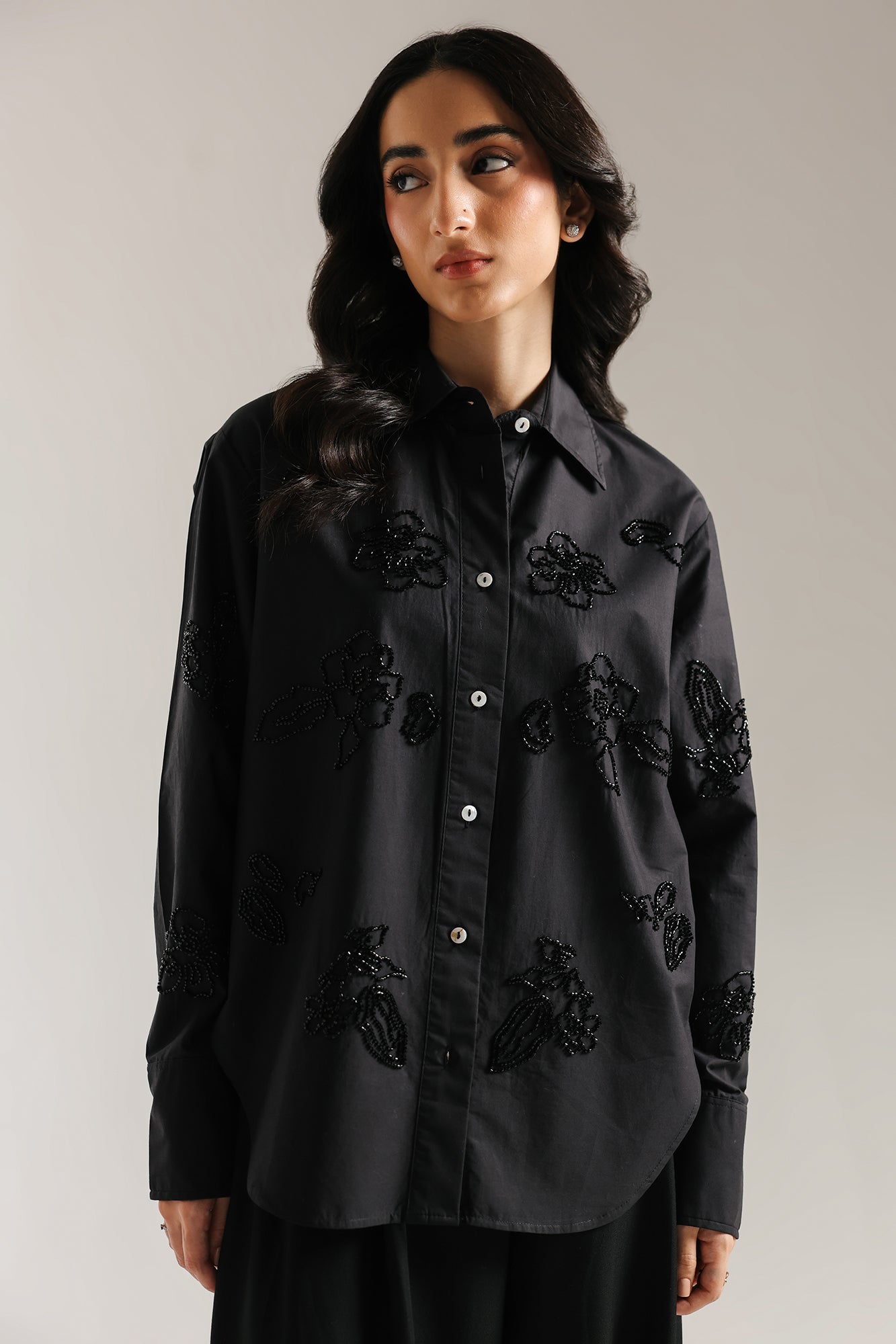 https://cdn.shopify.com/s/files/1/2290/7917/files/E2482-108-902_4_ed27d286-502a-4f90-b37b-7e135cf768fe.jpg?v=1758174330