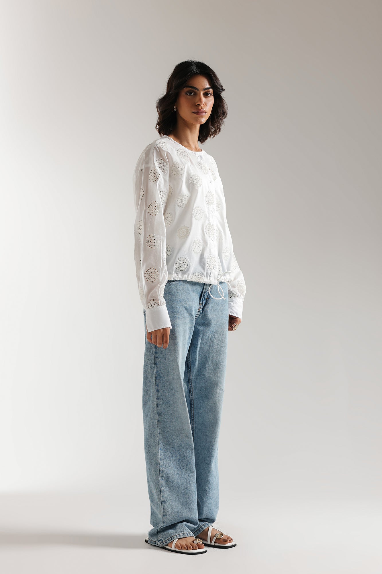 https://cdn.shopify.com/s/files/1/2290/7917/files/E2486-108-001_2.jpg?v=1741342111