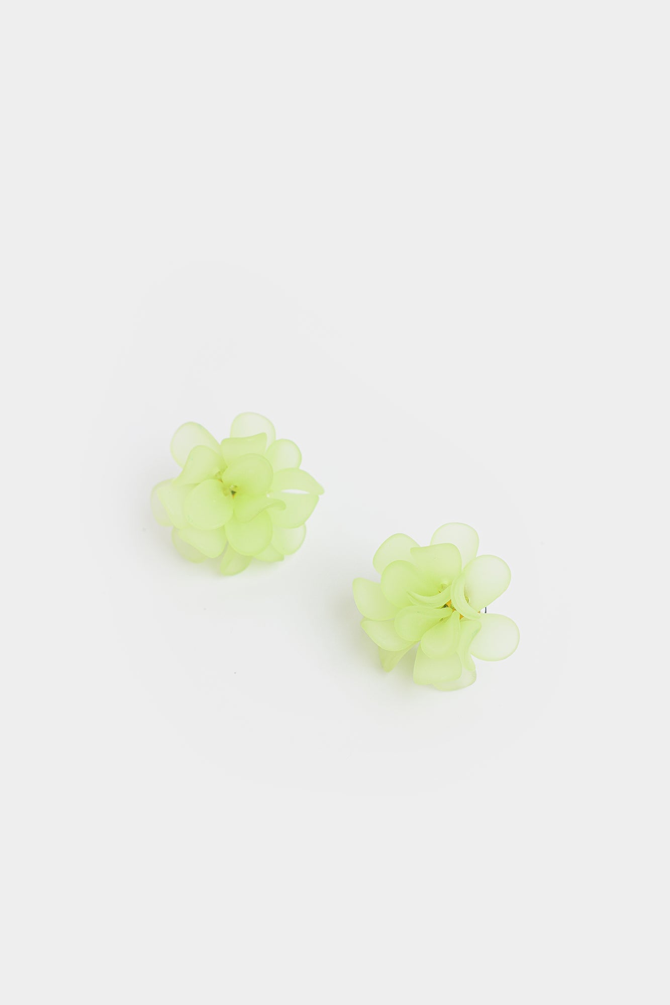 https://cdn.shopify.com/s/files/1/2290/7917/files/E2678-110-124_2.jpg?v=1747124787