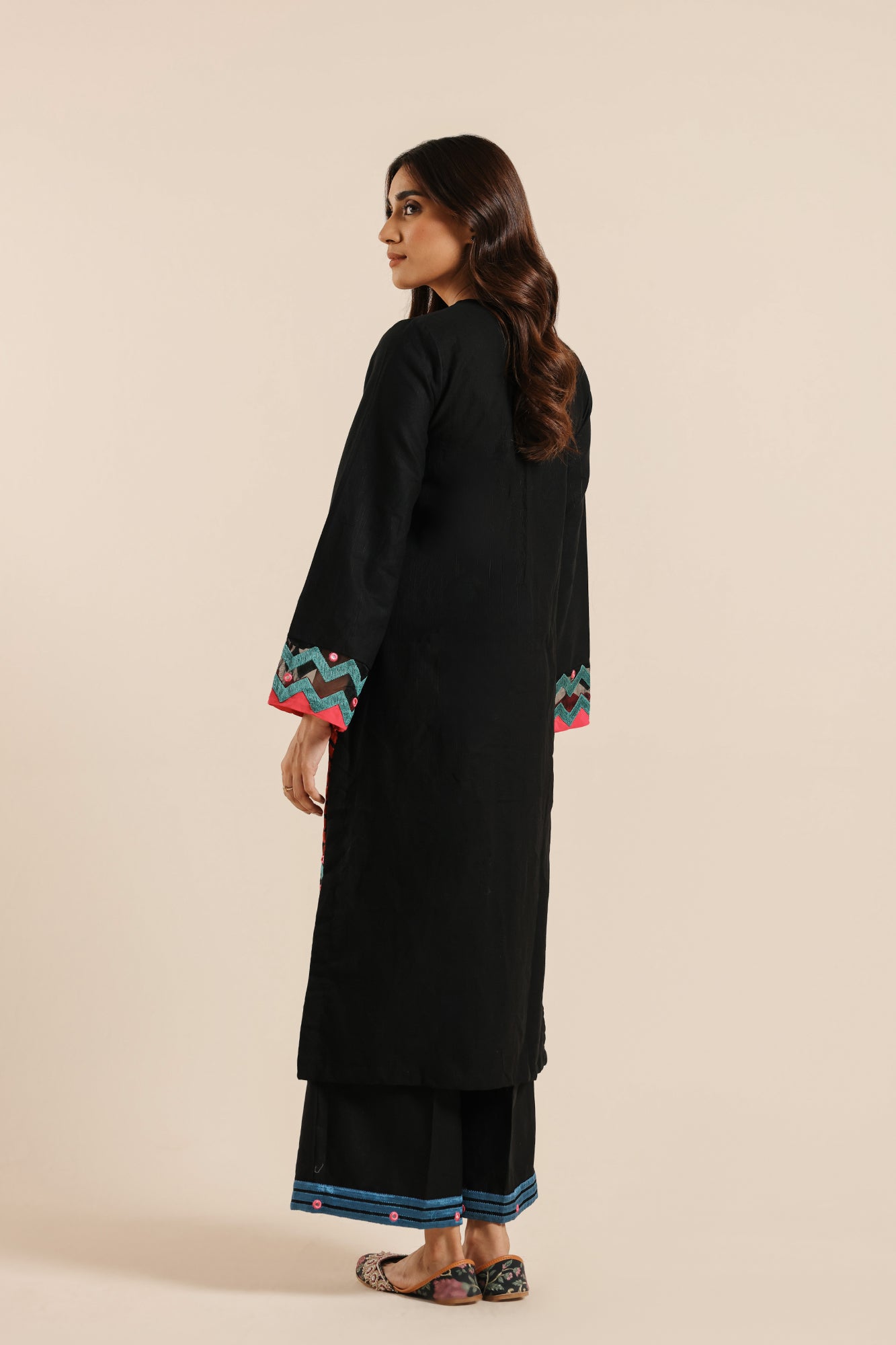 https://cdn.shopify.com/s/files/1/2290/7917/files/E2749-103-902_3.jpg?v=1738336722