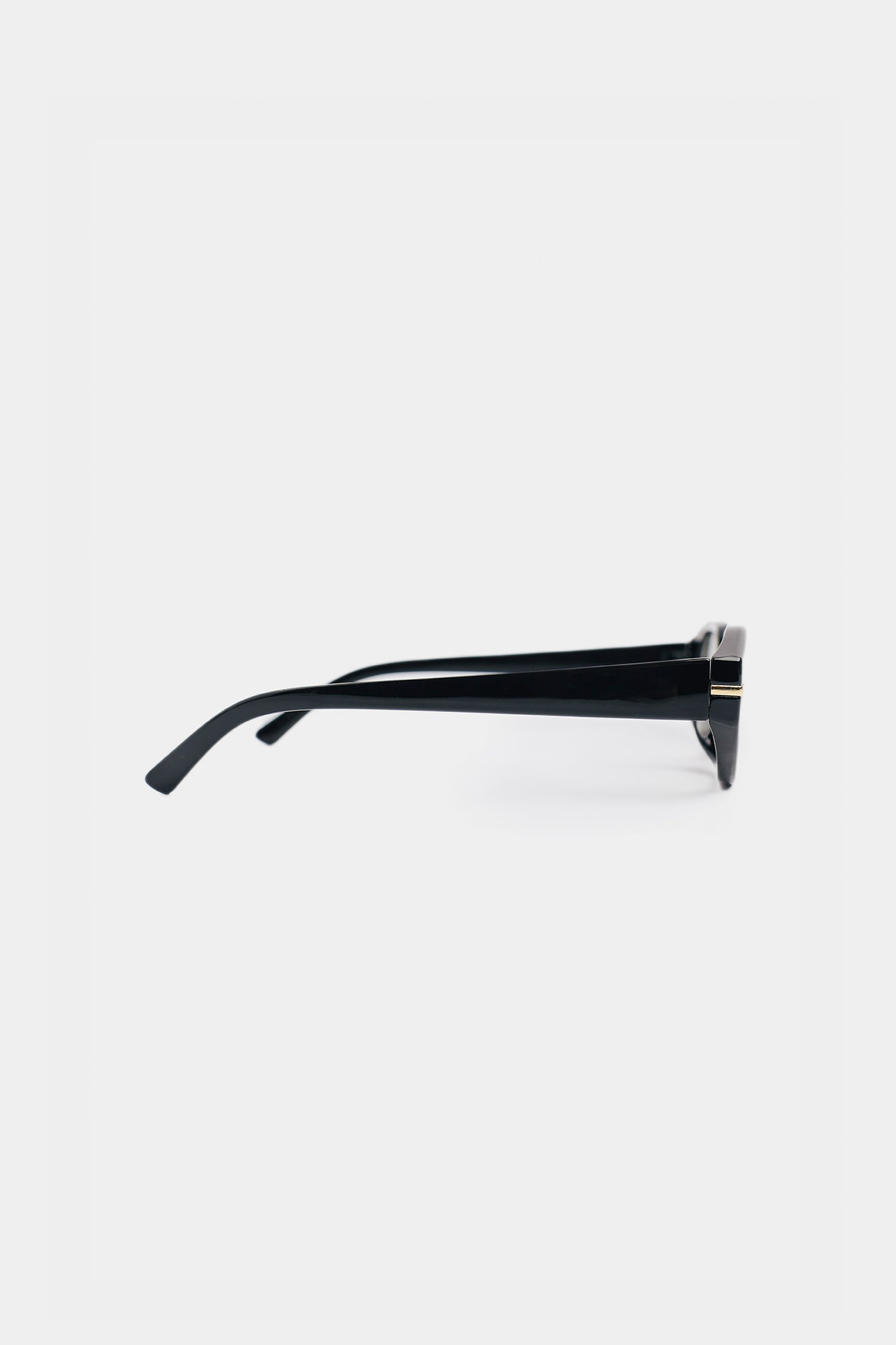 SUNGLASSES (E2899/111/901)
