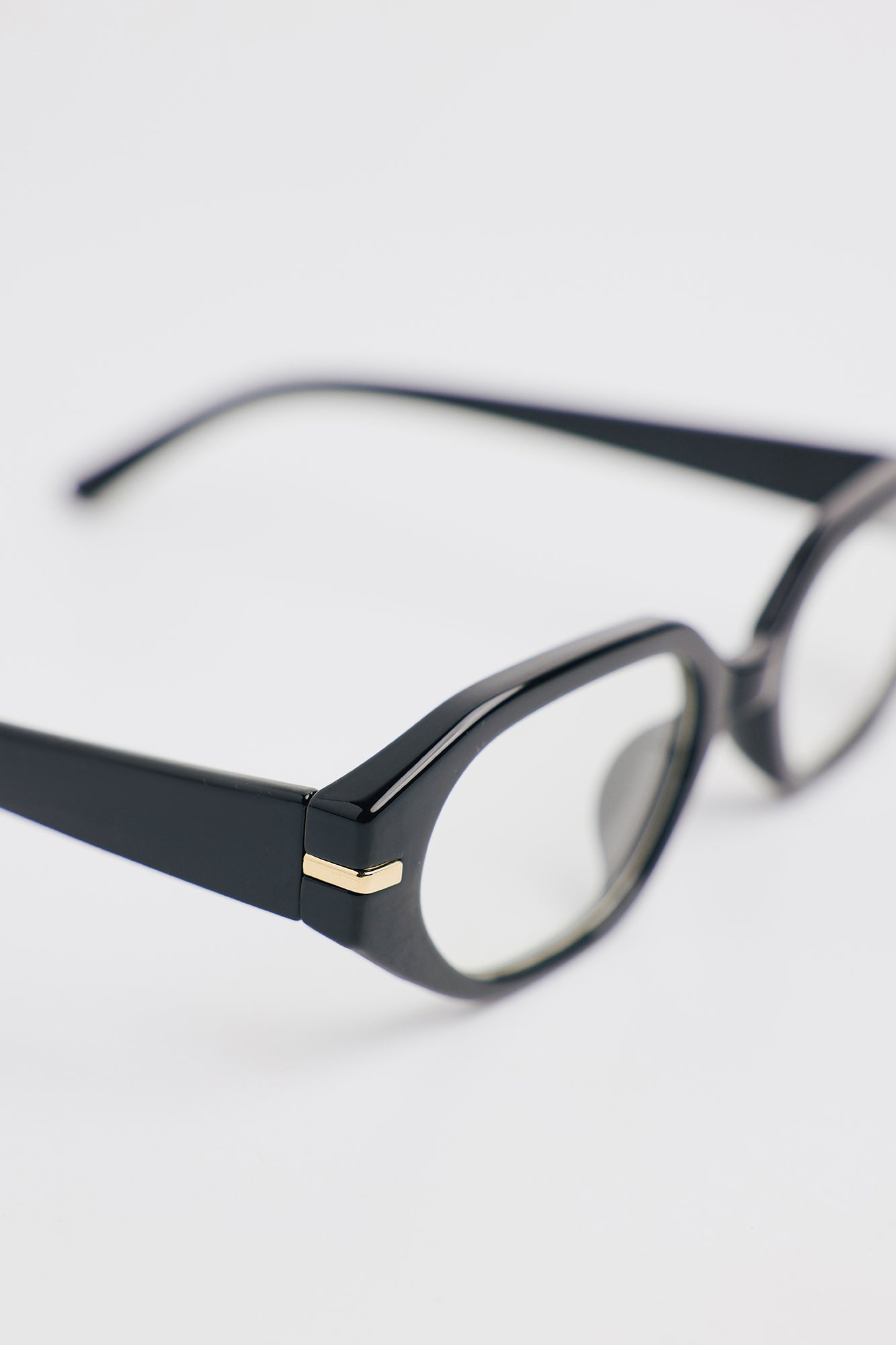 SUNGLASSES (E2899/111/901)