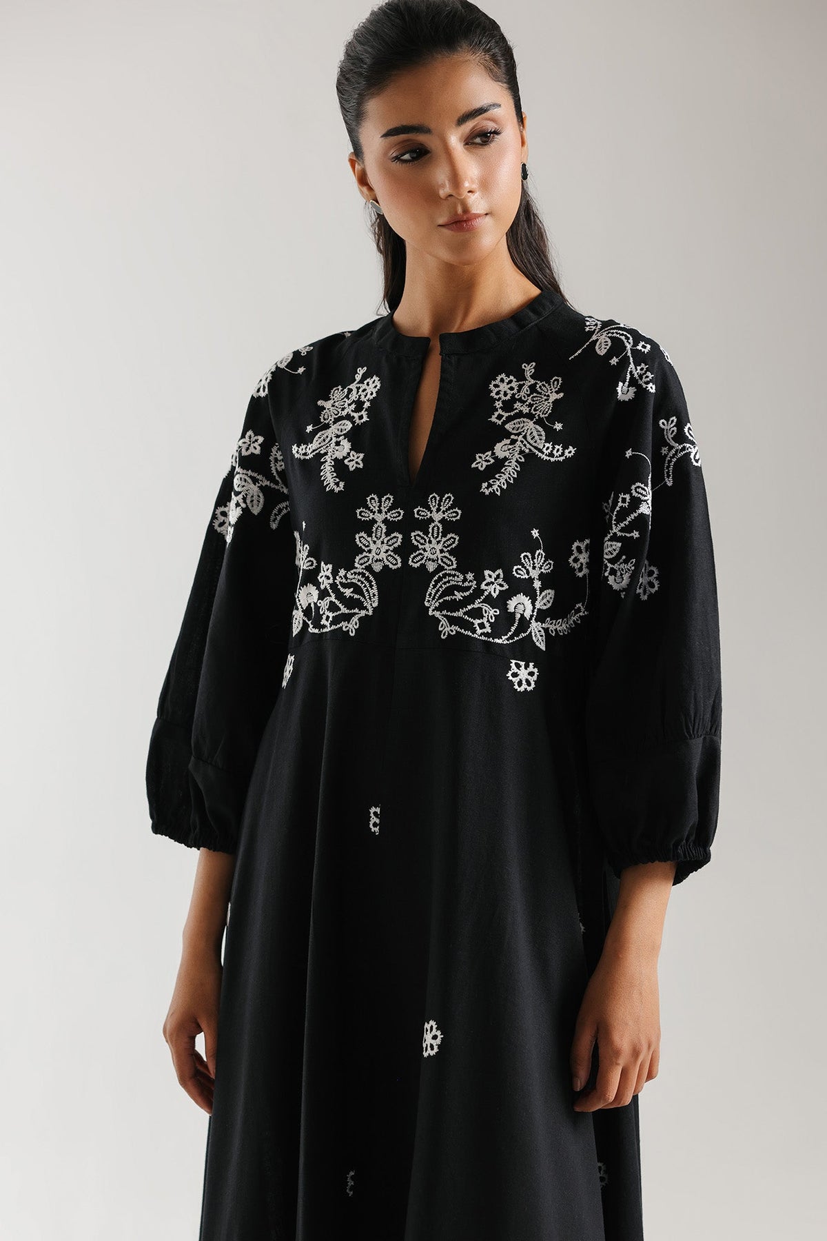 DRESS (E3072/108/902)