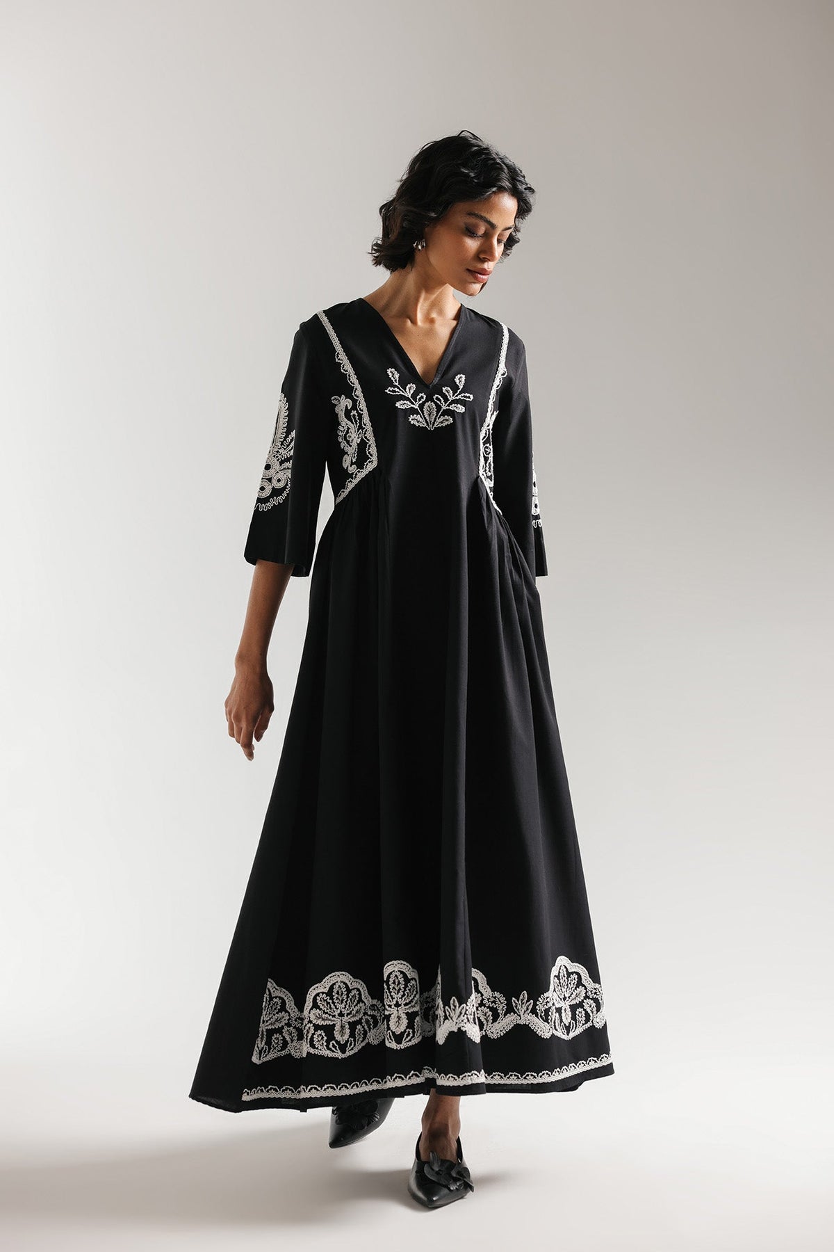 DRESS (E3079/108/902)