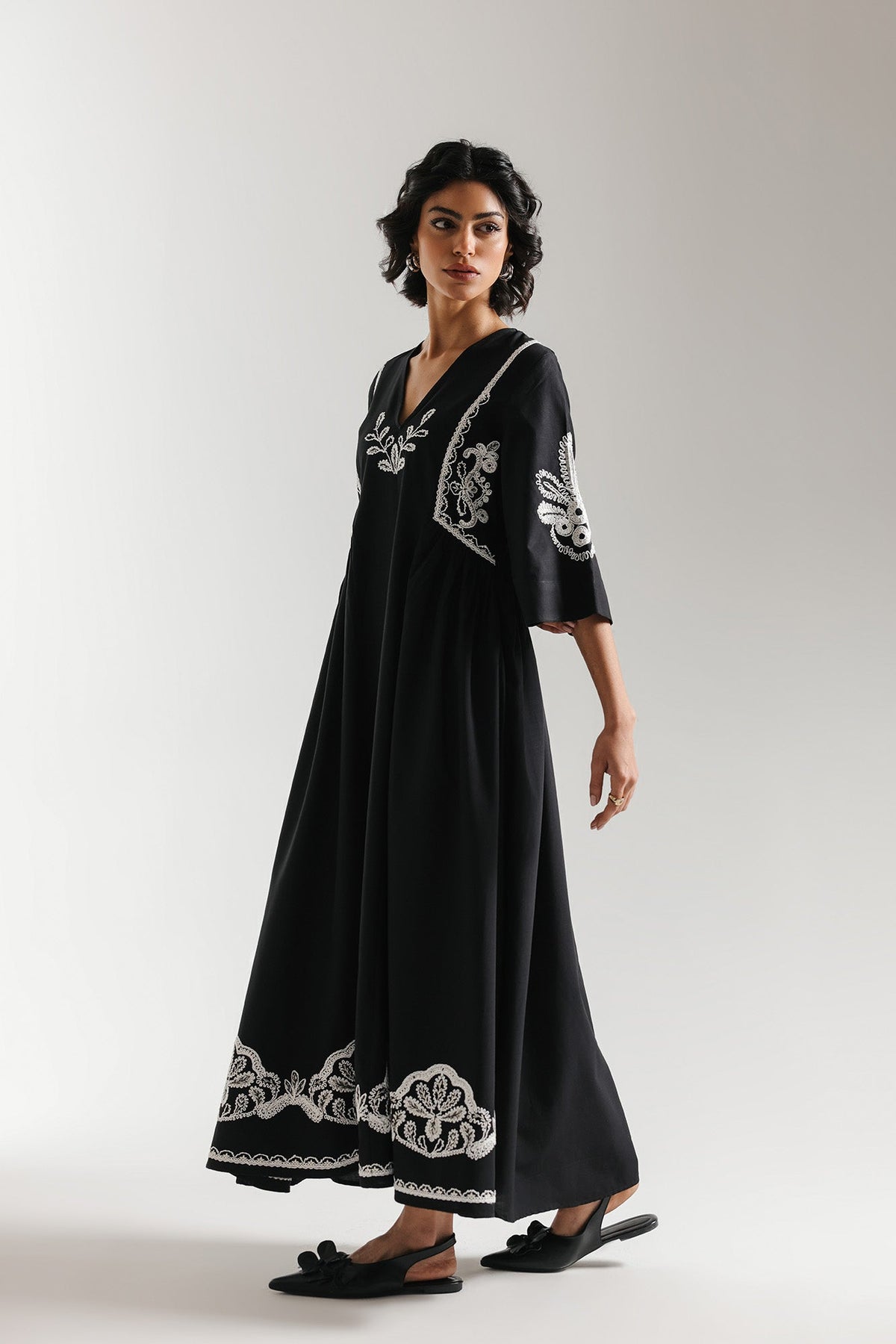 DRESS (E3079/108/902)