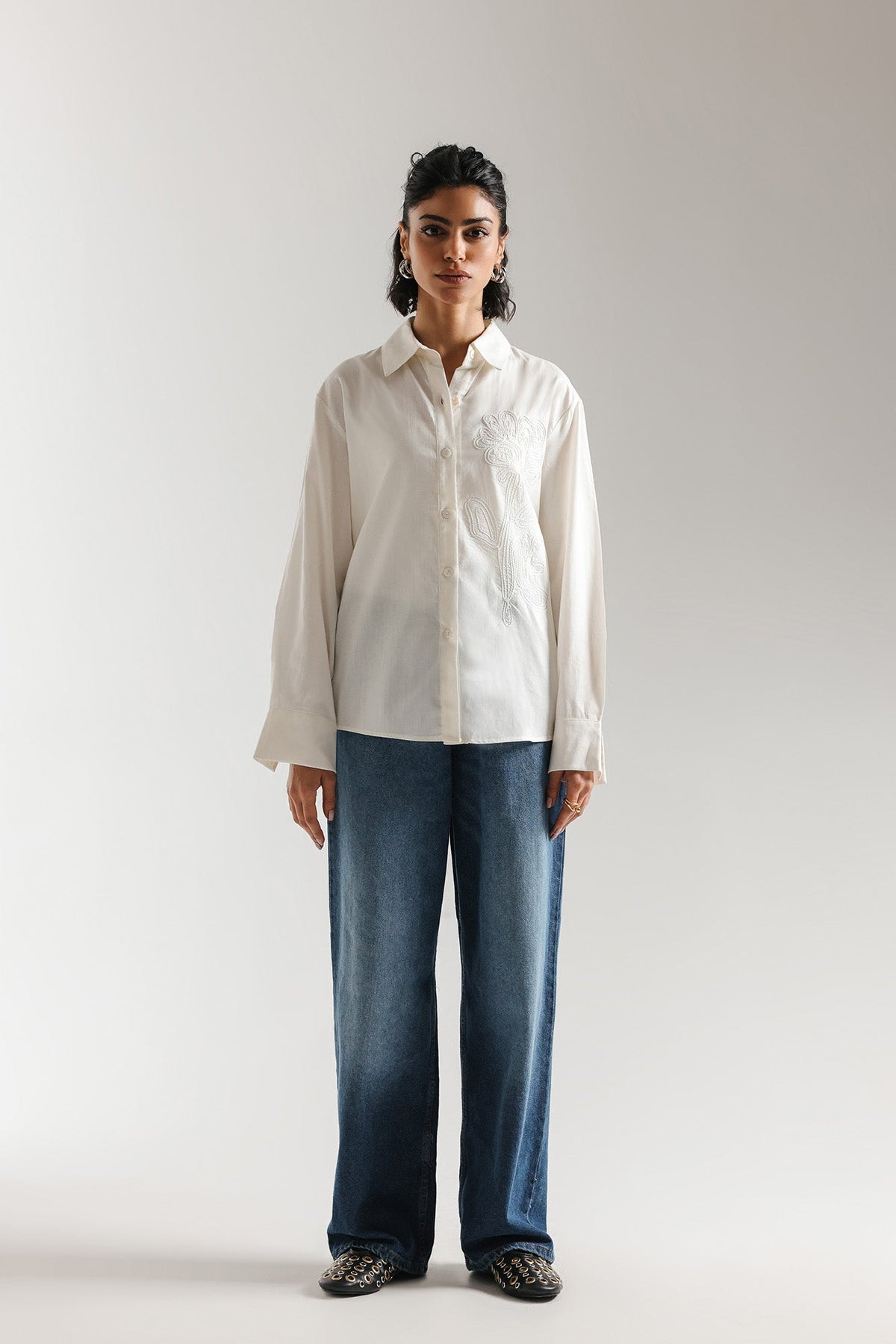 EMBROIDERED SHIRT (E3126/108/002)