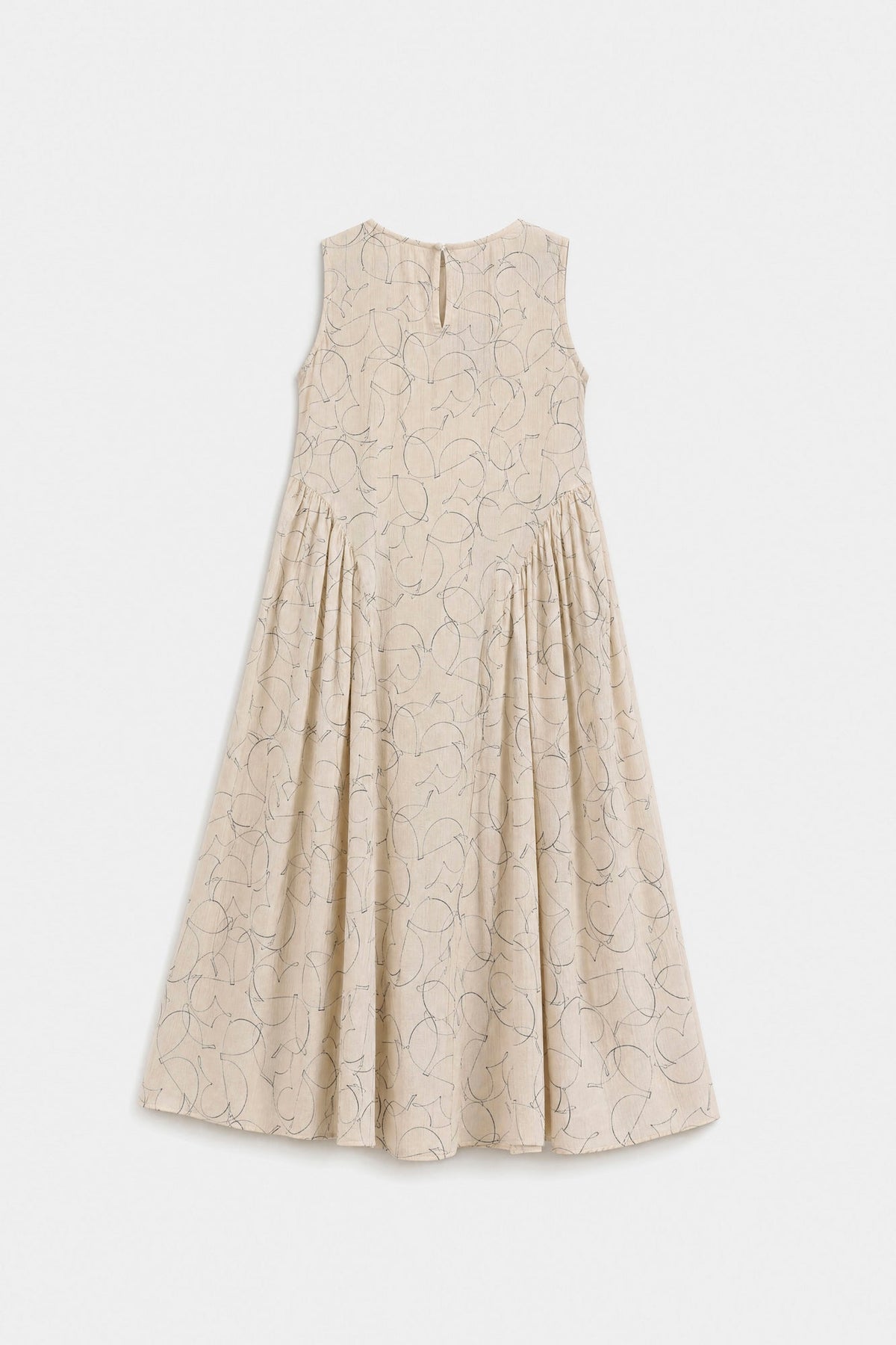 DRESS (E3306/108/002)