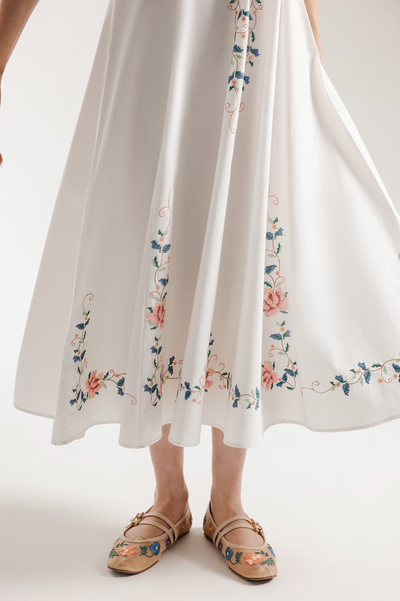 Dress (E3321/108/001)